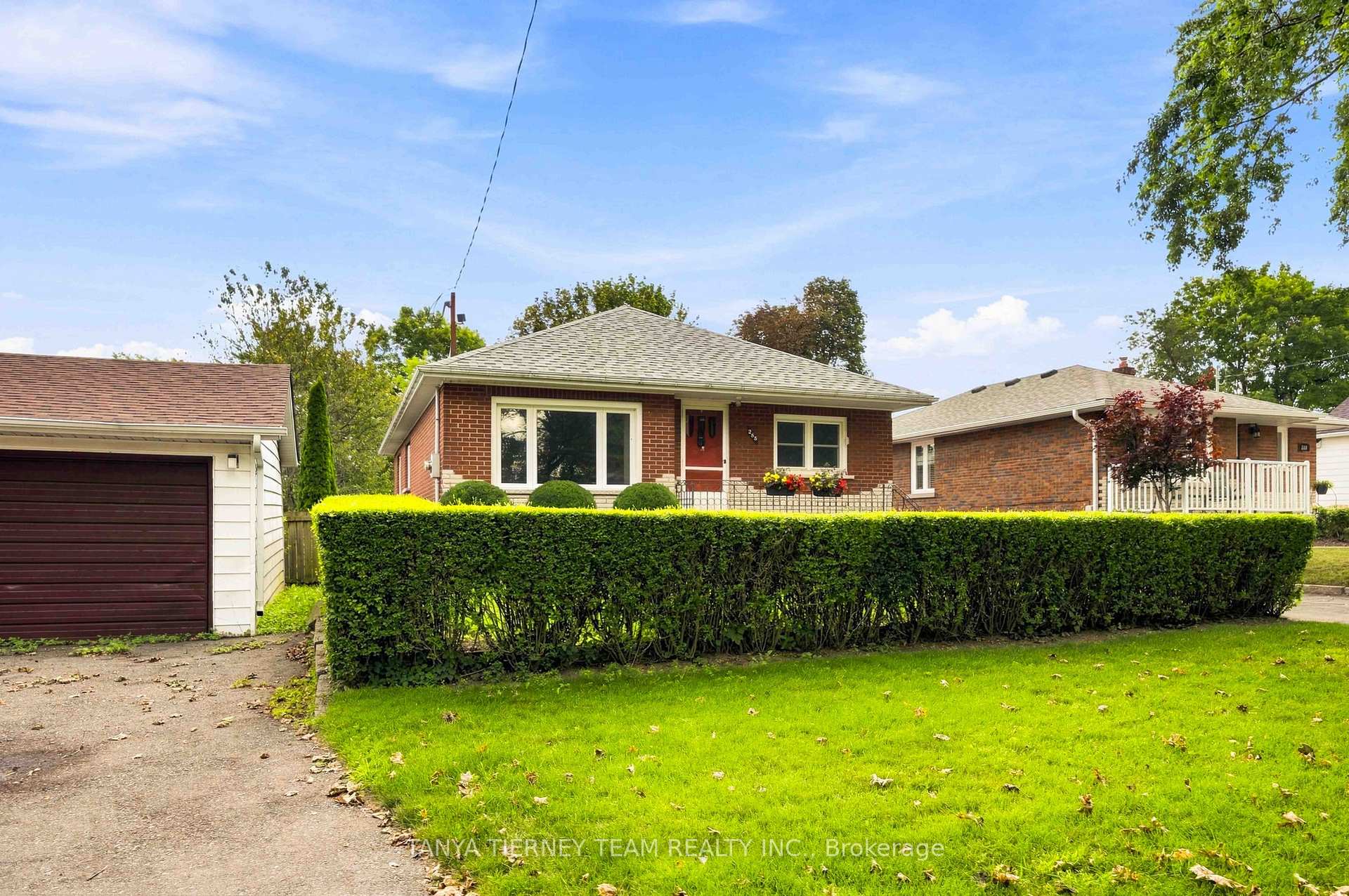 Photo 3 of 285 Muriel Avenue, Oshawa, McLaughlin — HOMEH