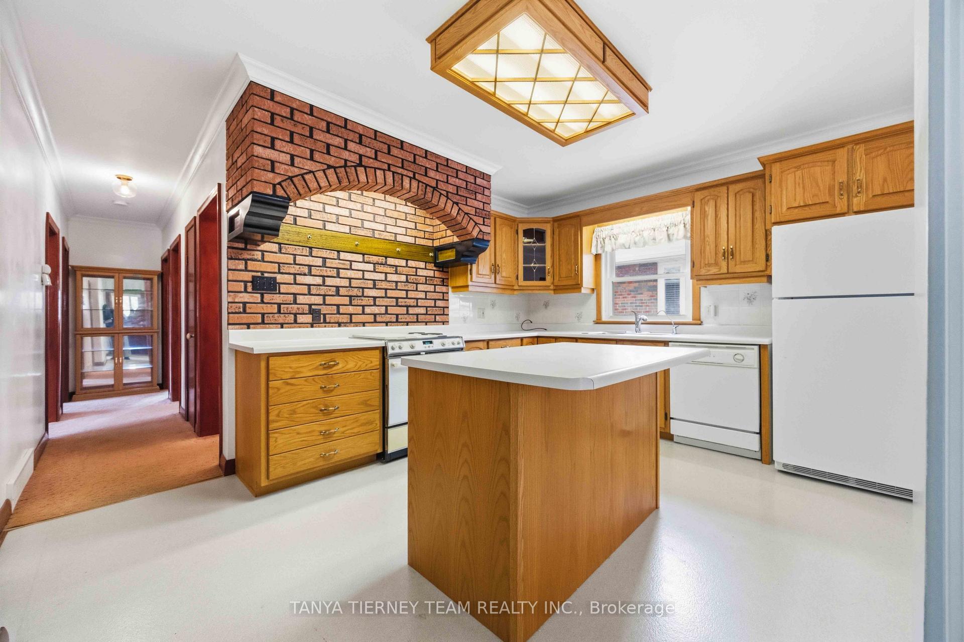 Photo 16 of 285 Muriel Avenue, Oshawa, McLaughlin — HOMEH