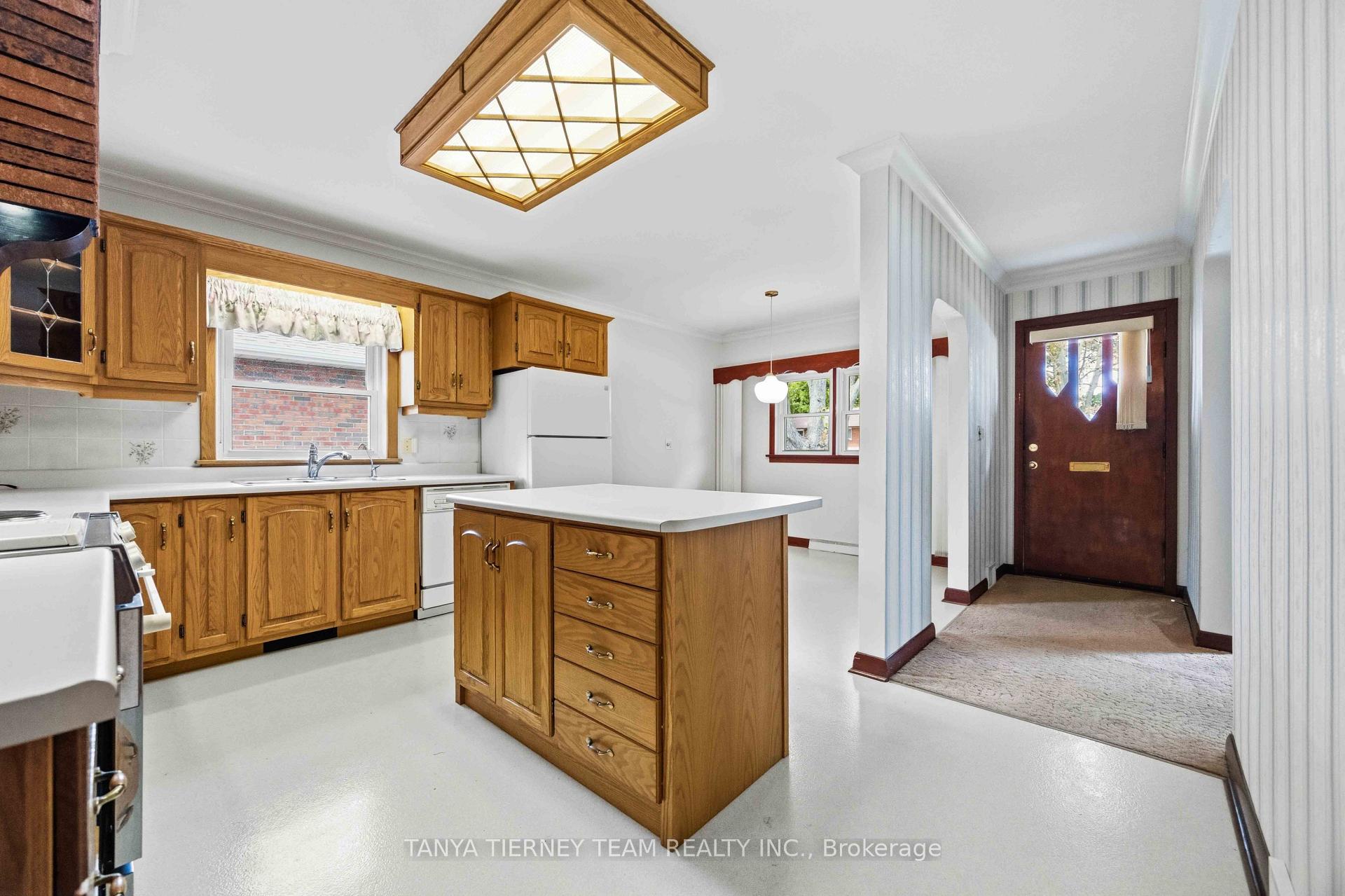 Photo 17 of 285 Muriel Avenue, Oshawa, McLaughlin — HOMEH
