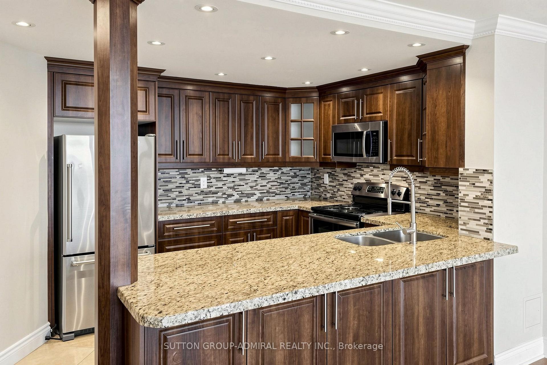 Photo 14 of Unit 806, 7460 Bathurst Street, Vaughan, Brownridge — HOMEH