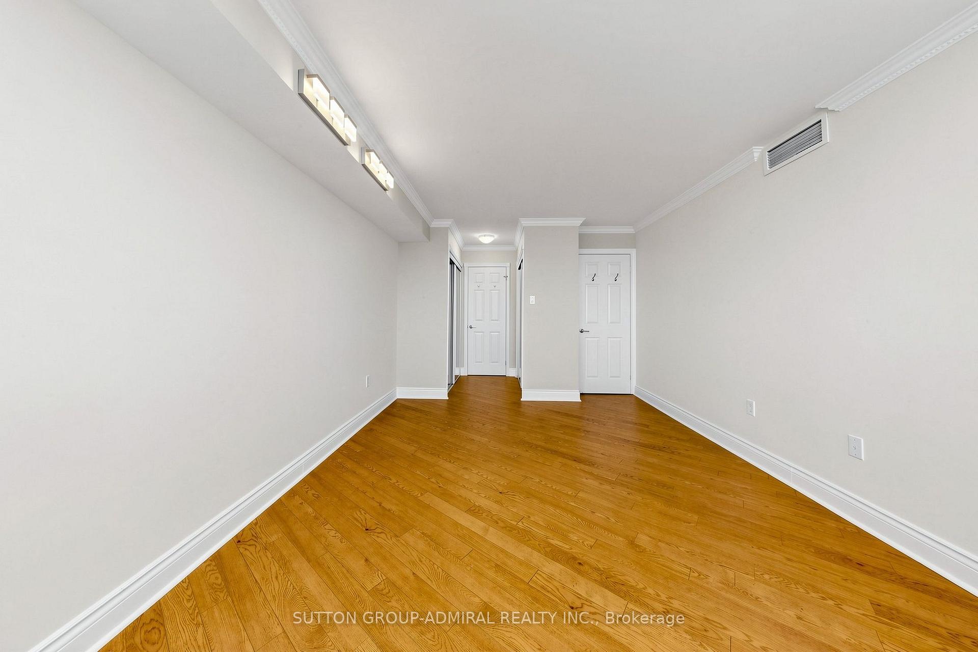 Photo 18 of Unit 806, 7460 Bathurst Street, Vaughan, Brownridge — HOMEH