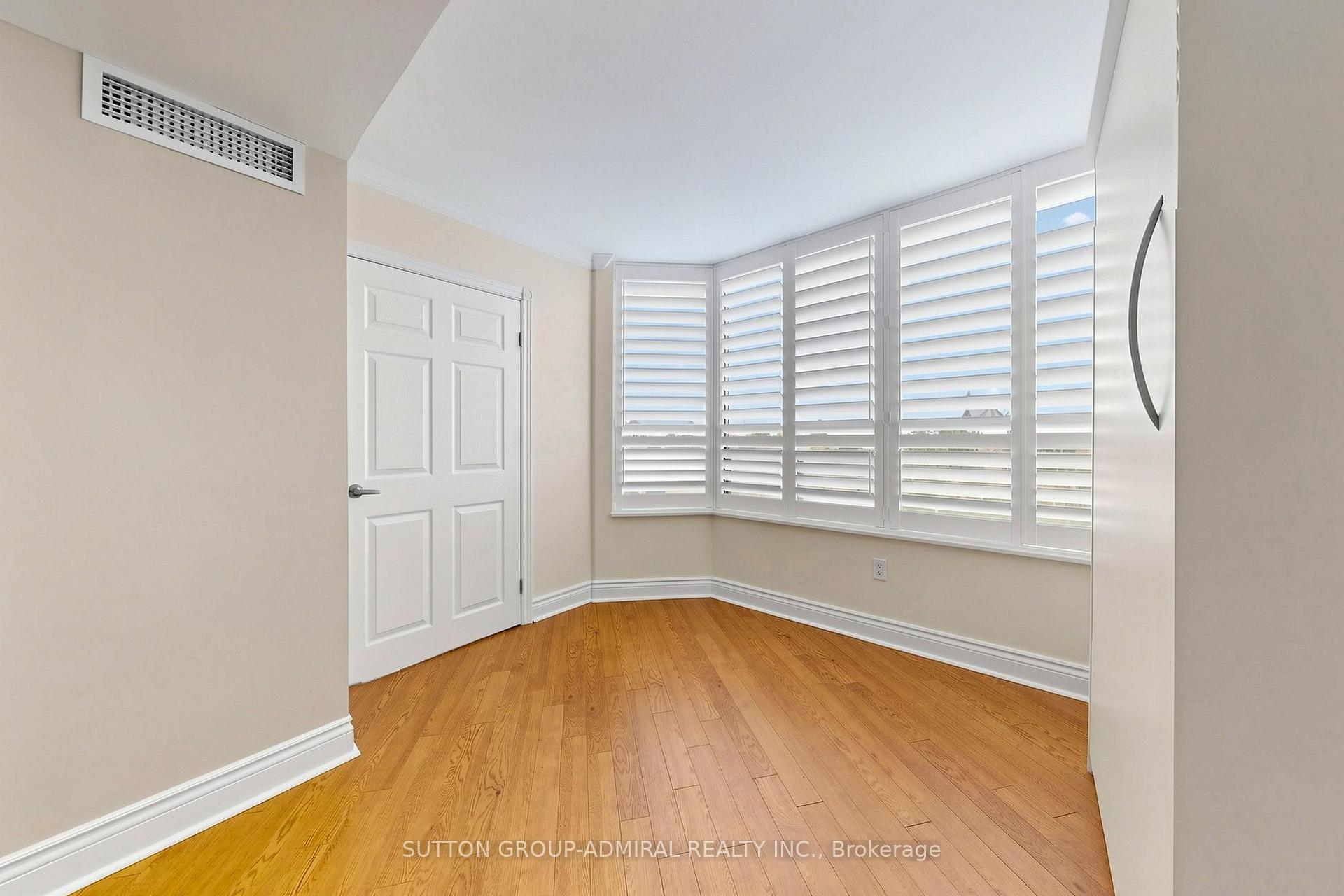Photo 21 of Unit 806, 7460 Bathurst Street, Vaughan, Brownridge — HOMEH