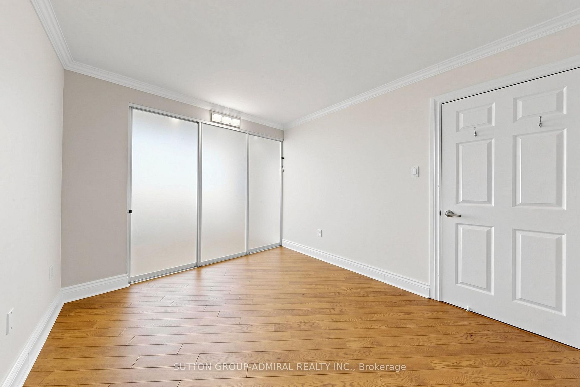 Photo 24 of Unit 806, 7460 Bathurst Street, Vaughan, Brownridge — HOMEH