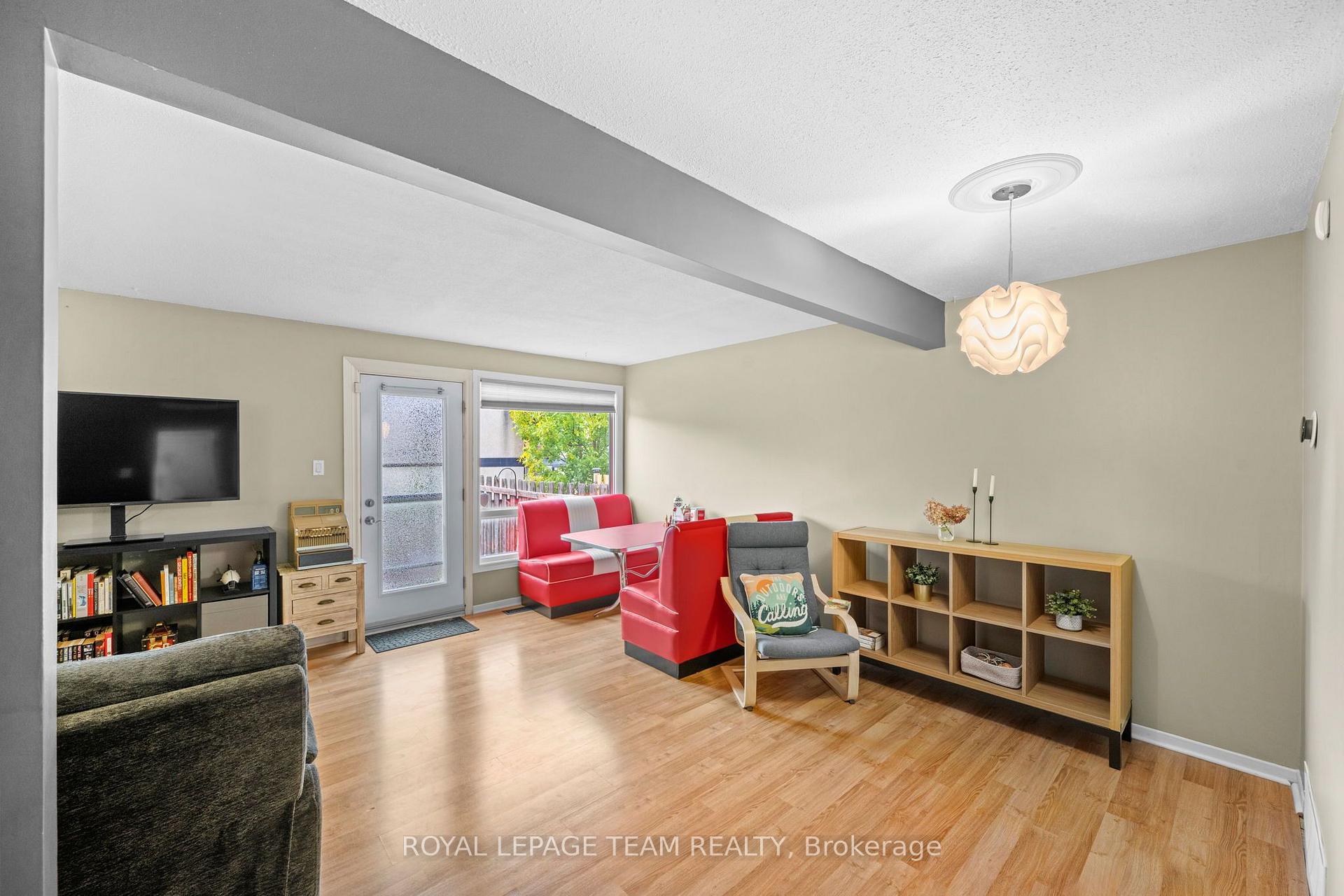 Photo 9 of 128 McClintock Way, Ottawa, Kanata - Katimavik — HOMEH