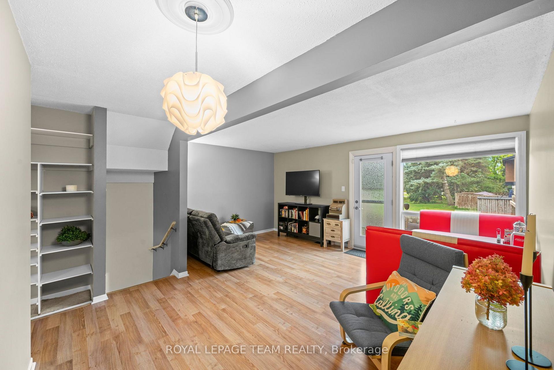 Photo 12 of 128 McClintock Way, Ottawa, Kanata - Katimavik — HOMEH