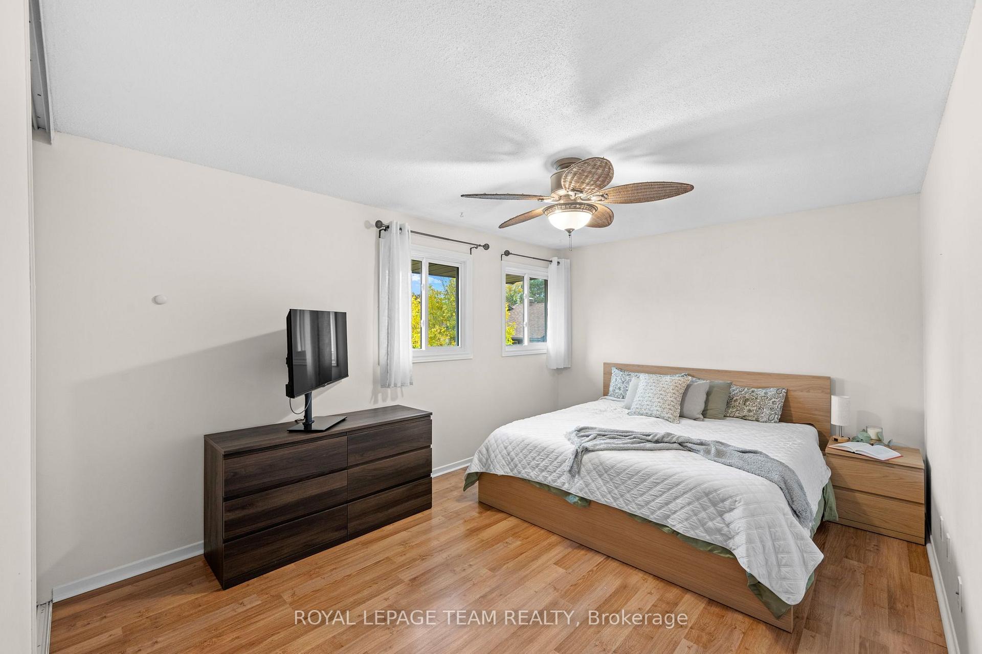 Photo 18 of 128 McClintock Way, Ottawa, Kanata - Katimavik — HOMEH