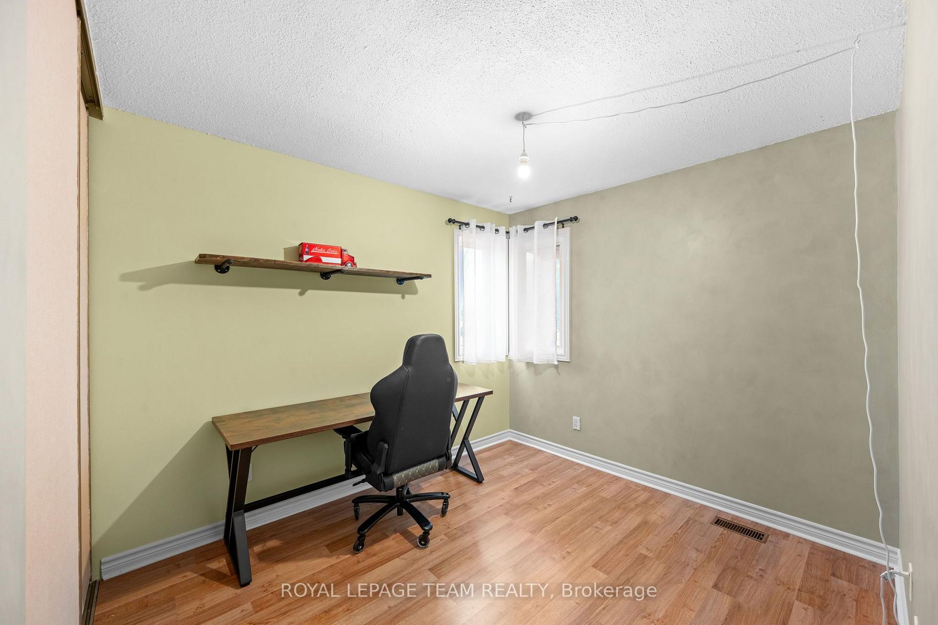 Photo 21 of 128 McClintock Way, Ottawa, Kanata - Katimavik — HOMEH