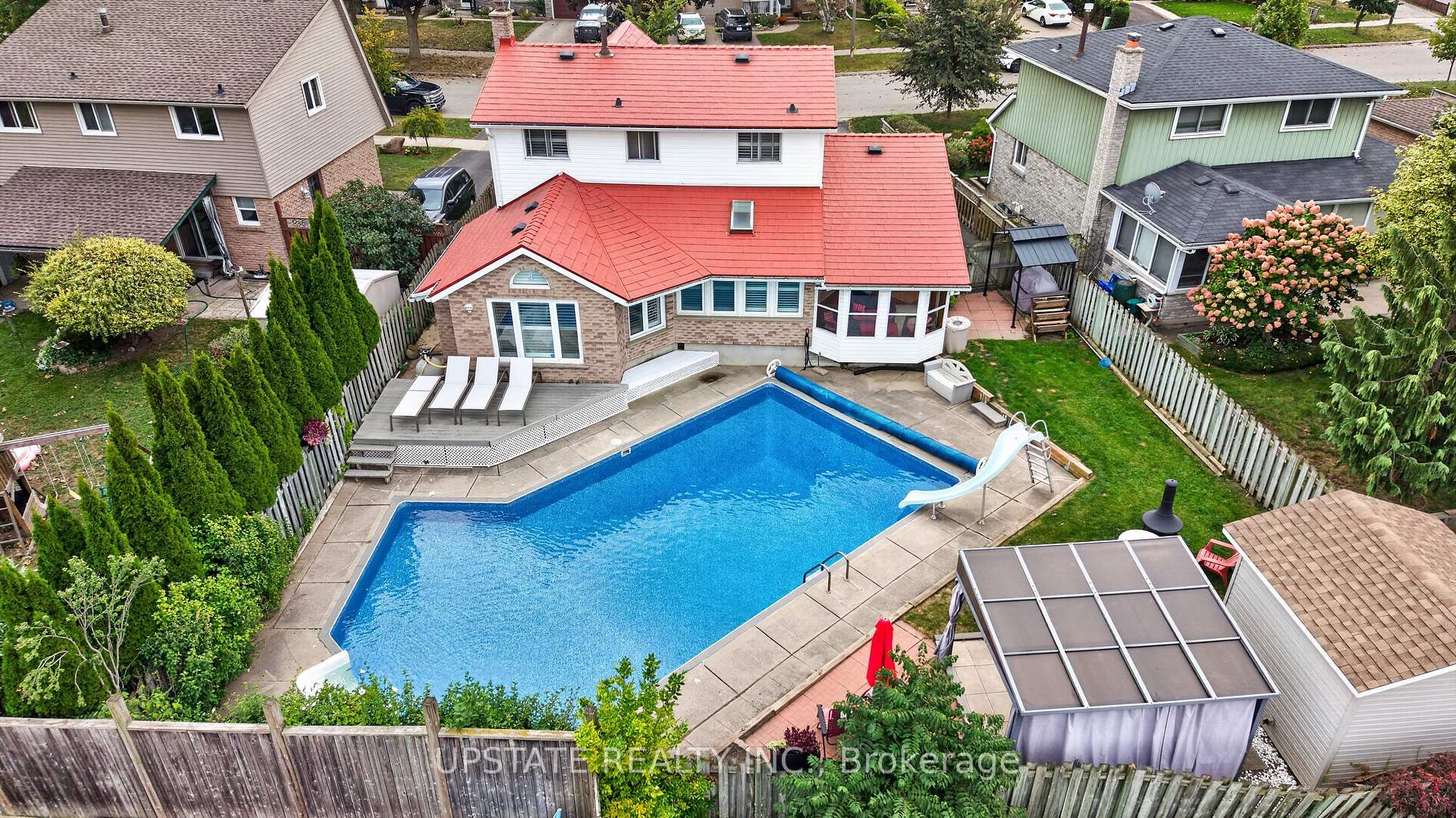 Photo 36 of 221 Cedarwoods Crescent, Kitchener, Vanier - Kitchener — HOMEH