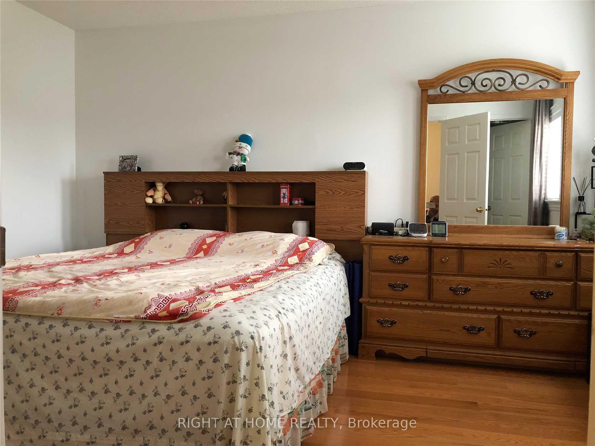 Photo 7 of 5590 Loonlake Avenue, Mississauga, East Credit — HOMEH