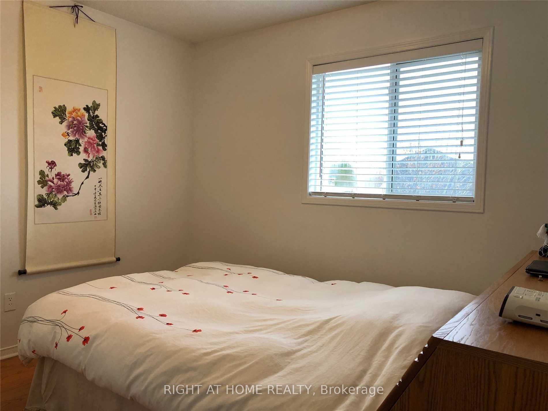 Photo 9 of 5590 Loonlake Avenue, Mississauga, East Credit — HOMEH