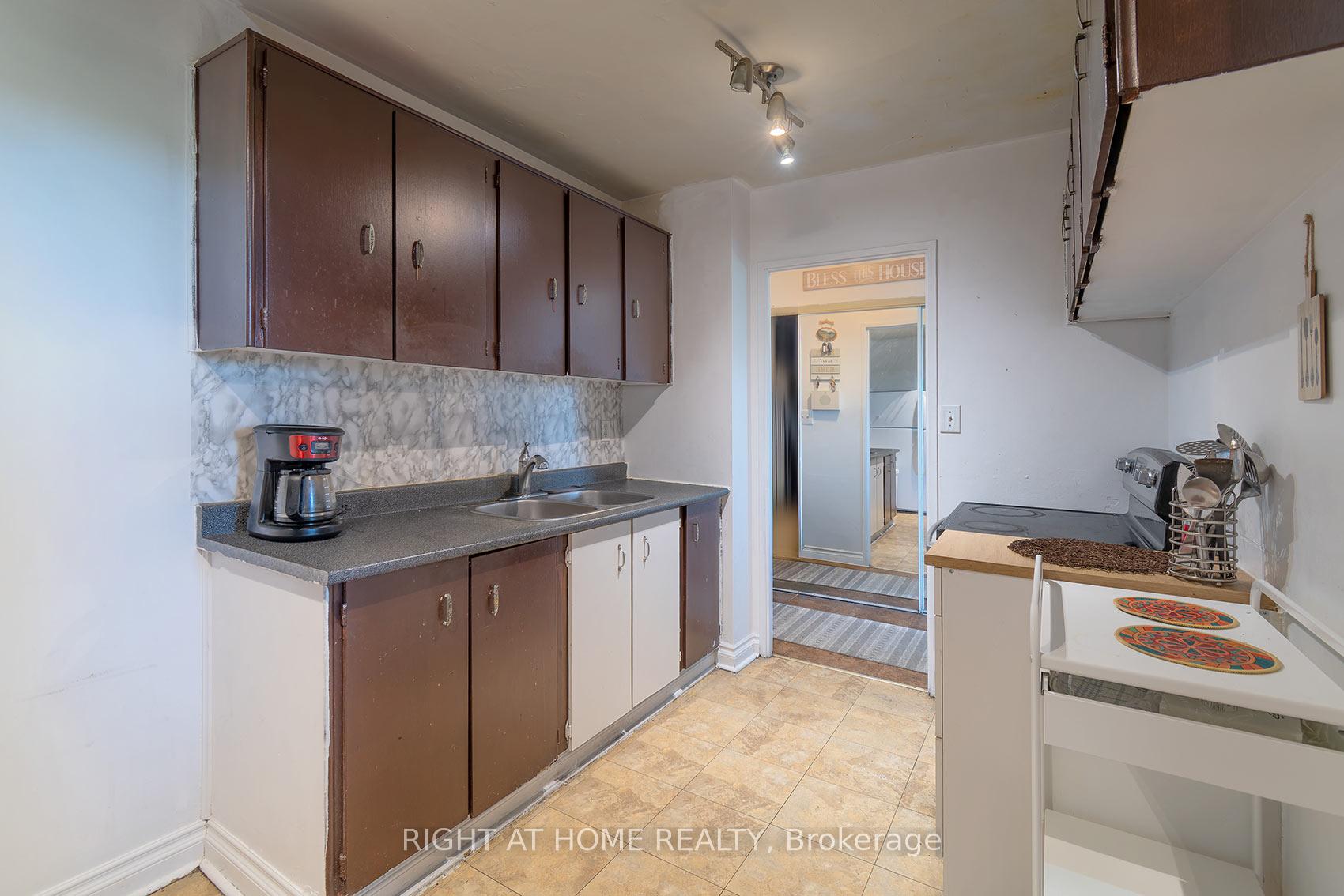 Photo 15 of Unit 608, 335 Driftwood Avenue, North York, Black Creek — HOMEH
