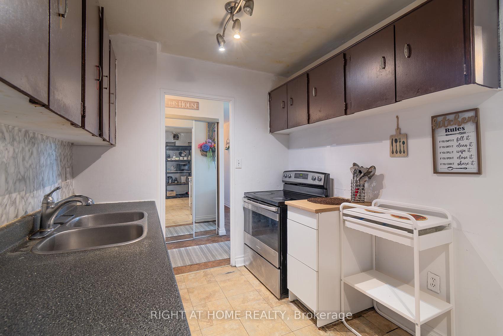 Photo 17 of Unit 608, 335 Driftwood Avenue, North York, Black Creek — HOMEH