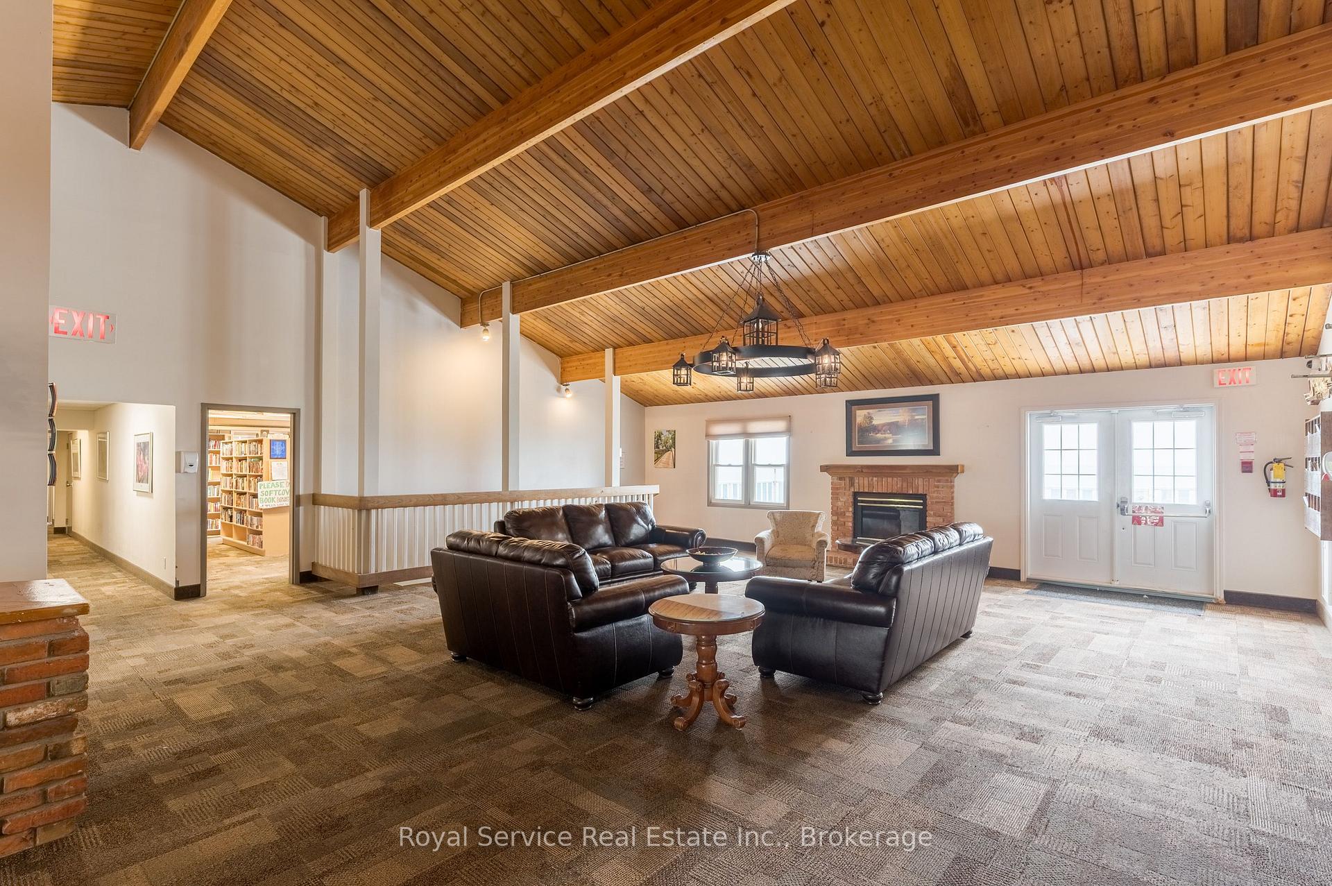 Photo 42 of 11 Algonquin Trail, Clarington, Bowmanville — HOMEH