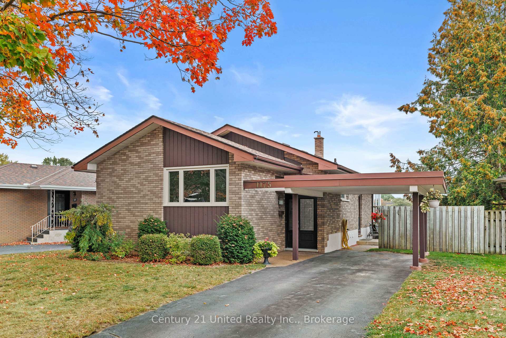 Photo 51 of 1175 Edmison Drive, Peterborough, Northcrest Ward 5 — HOMEH