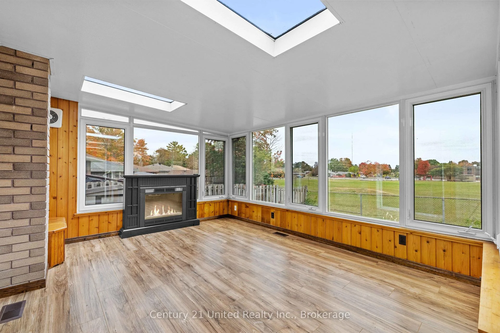Photo 24 of 1175 Edmison Drive, Peterborough, Northcrest Ward 5 — HOMEH