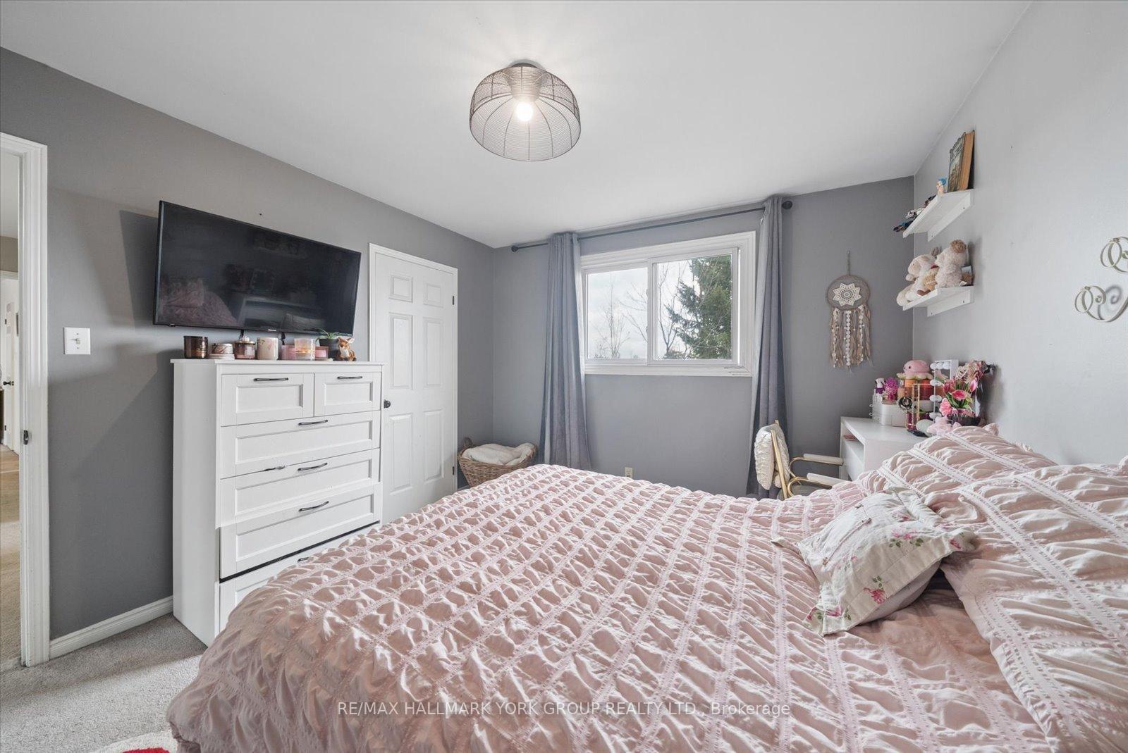 Photo 28 of 41 Laurentian Lane, Orillia — HOMEH