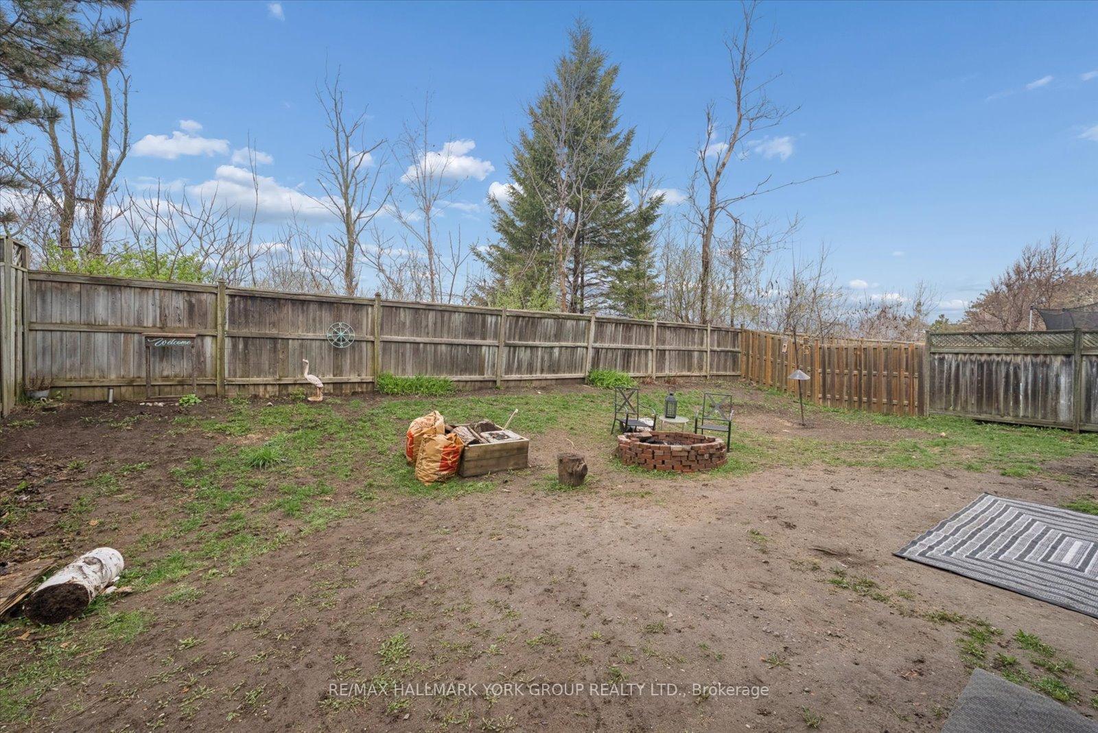 Photo 42 of 41 Laurentian Lane, Orillia — HOMEH