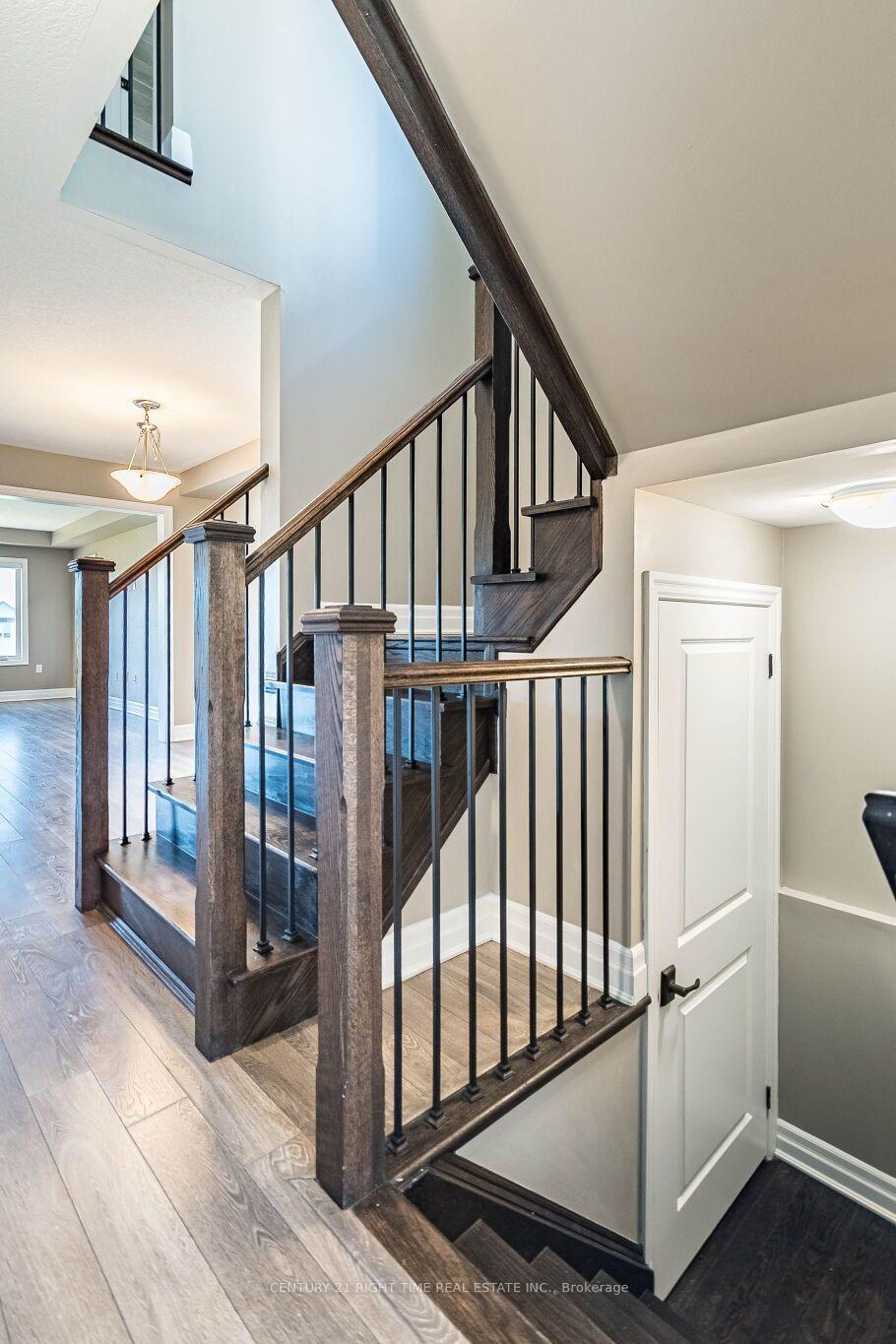 Photo 6 of 142 Watermill Street, Kitchener, Doon South — HOMEH