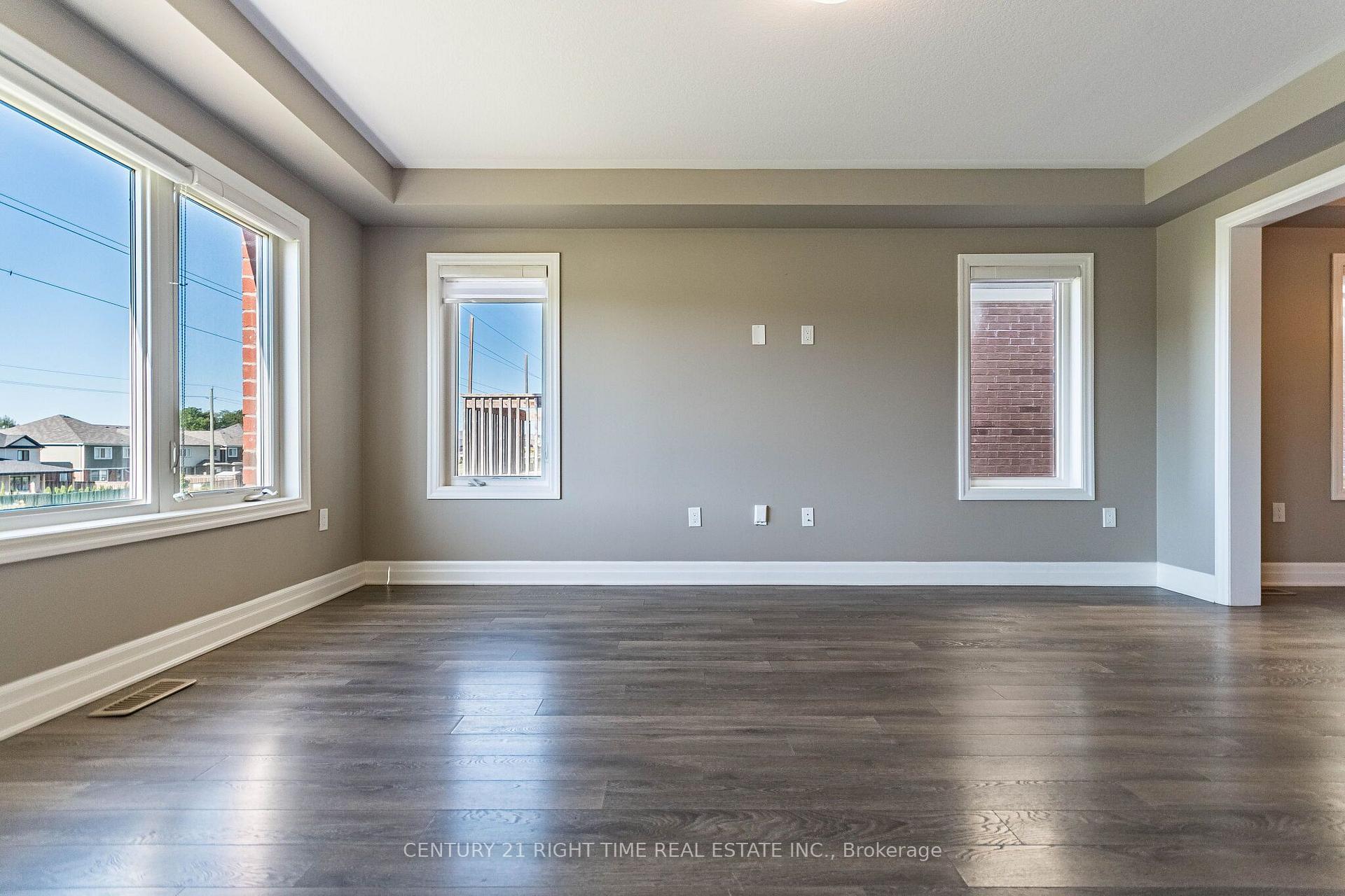 Photo 14 of 142 Watermill Street, Kitchener, Doon South — HOMEH