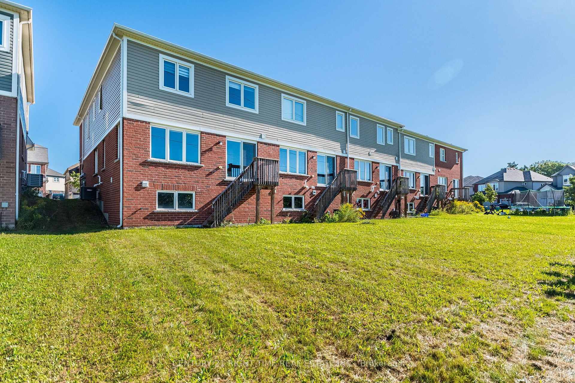 Photo 38 of 142 Watermill Street, Kitchener, Doon South — HOMEH