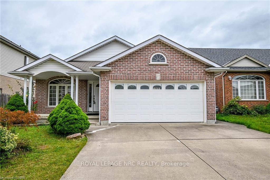 Photo 2 of 7005 Kelly Drive, Niagara Falls, Forestview — HOMEH
