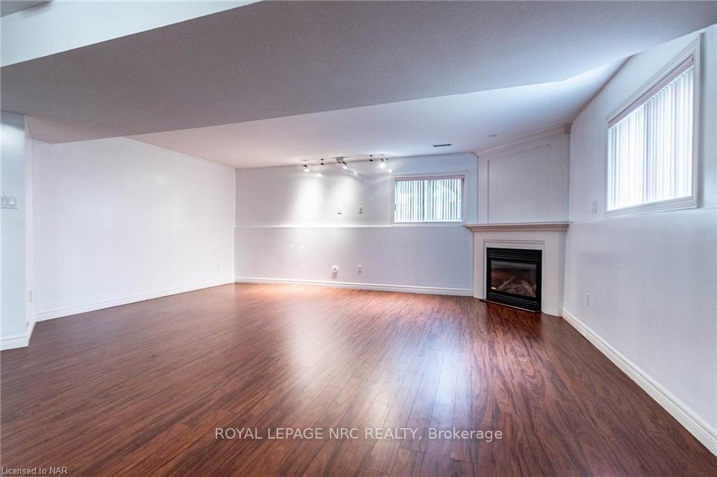 Photo 29 of 7005 Kelly Drive, Niagara Falls, Forestview — HOMEH