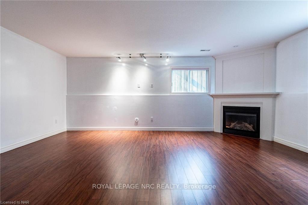Photo 30 of 7005 Kelly Drive, Niagara Falls, Forestview — HOMEH