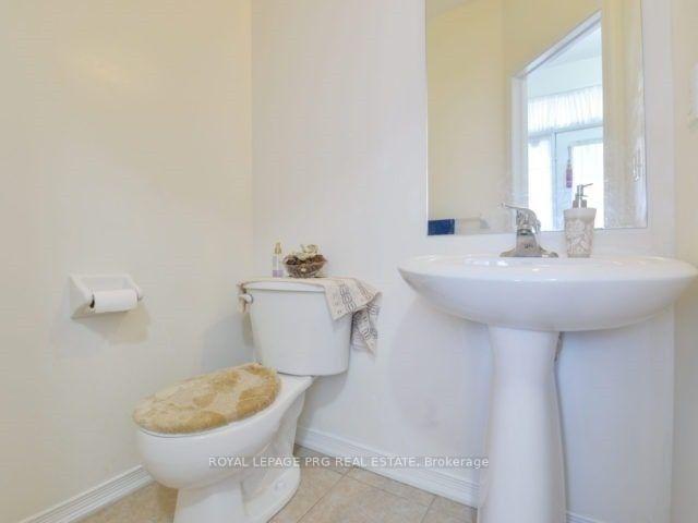 Photo 8 of 41 Unionville Crescent, Brampton, Bram East — HOMEH