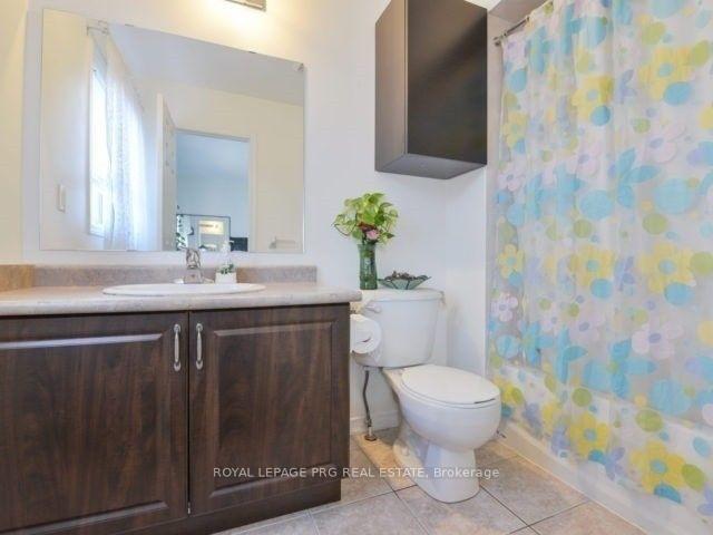 Photo 9 of 41 Unionville Crescent, Brampton, Bram East — HOMEH