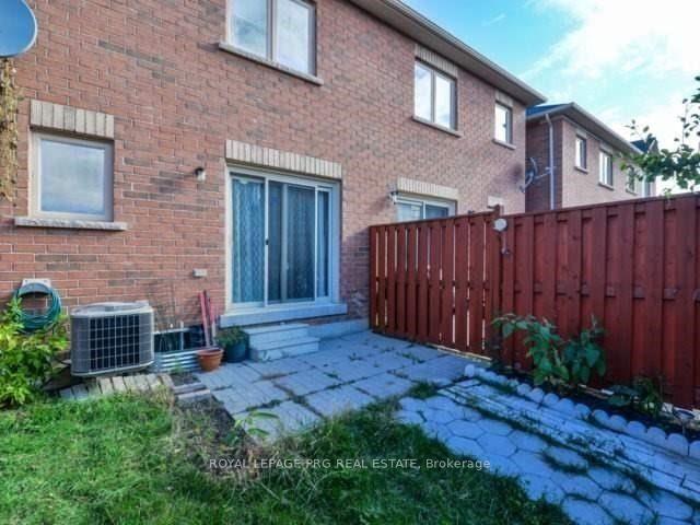 Photo 11 of 41 Unionville Crescent, Brampton, Bram East — HOMEH