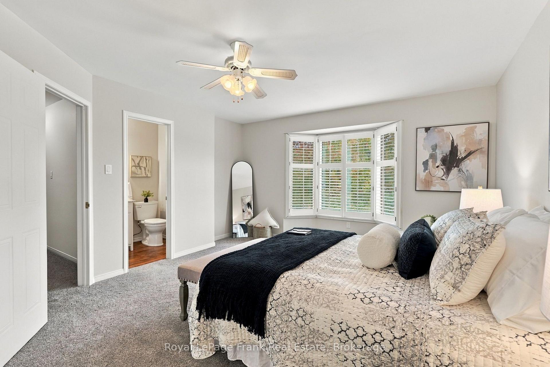 Photo 20 of 86 Cherry Blossom Crescent, Clarington, Courtice — HOMEH