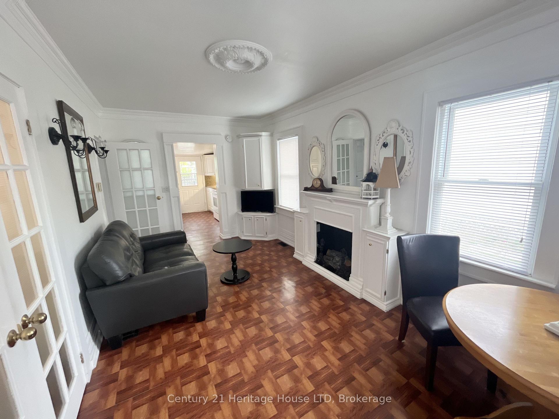 Photo 4 of 84 Rykert Street, St. Catharines, Western Hill — HOMEH