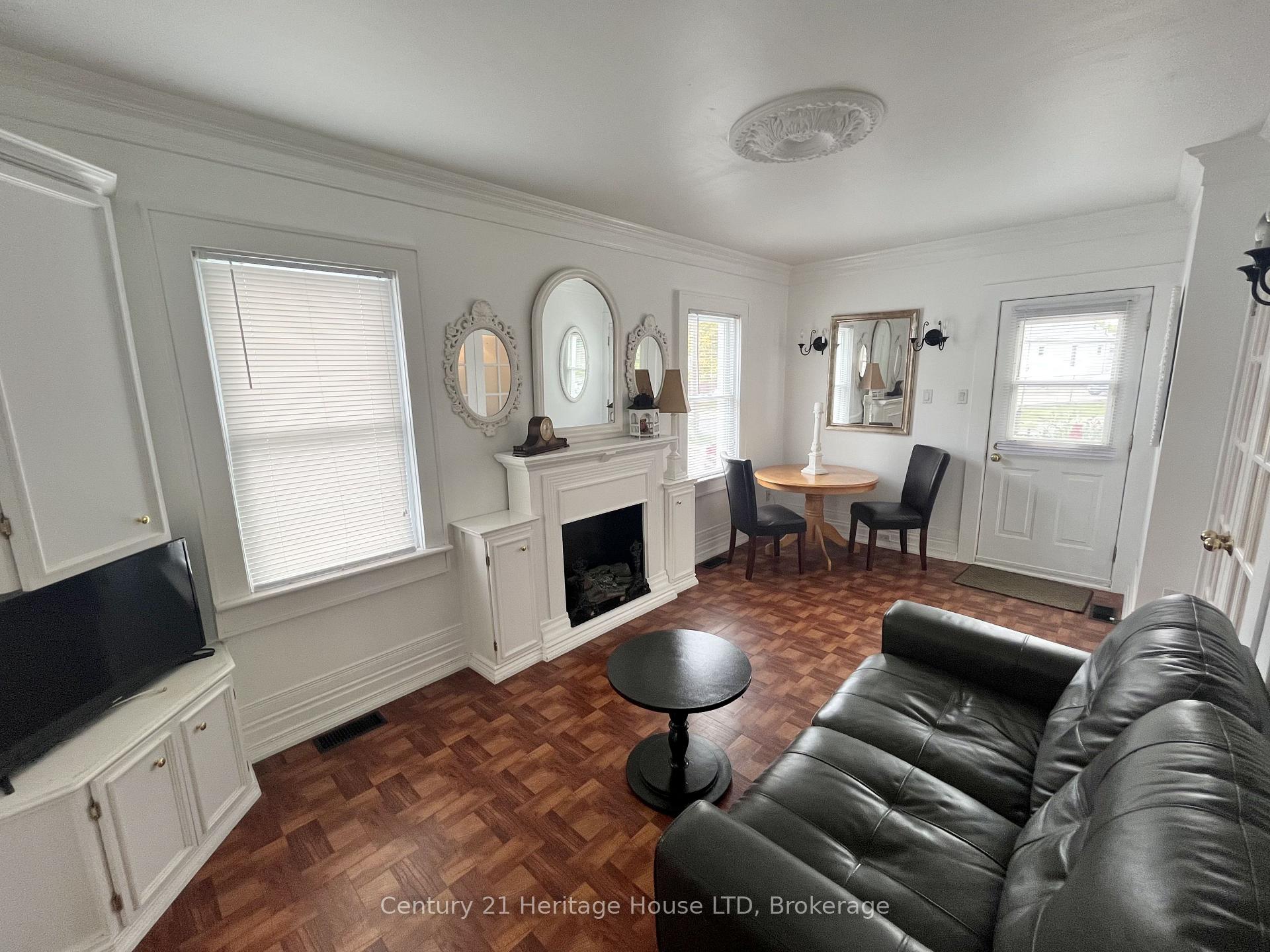 Photo 7 of 84 Rykert Street, St. Catharines, Western Hill — HOMEH
