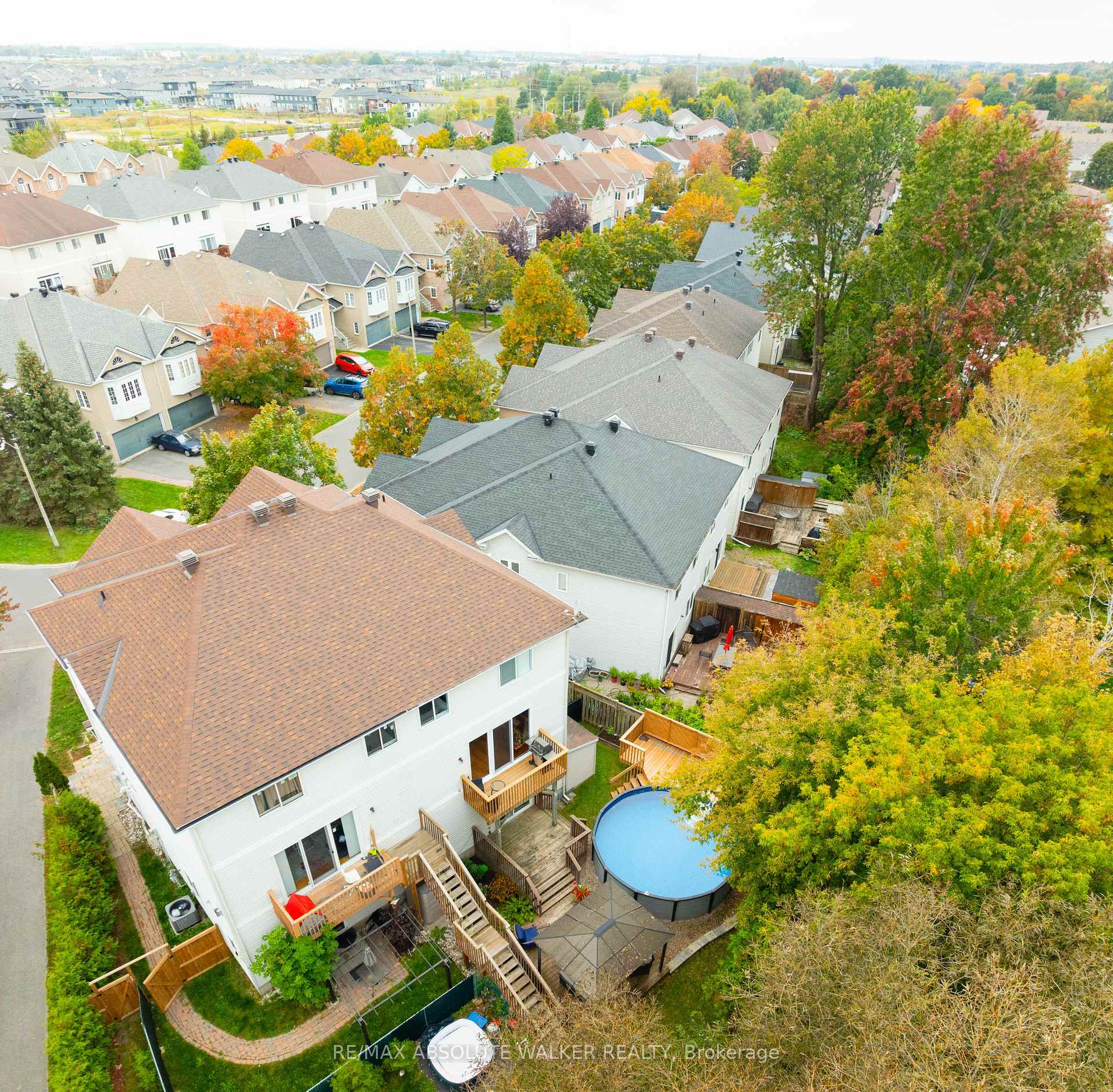 Photo 36 of 54 Castle Glen Crescent, Ottawa, Kanata - Glencairn/Hazeldean — HOMEH