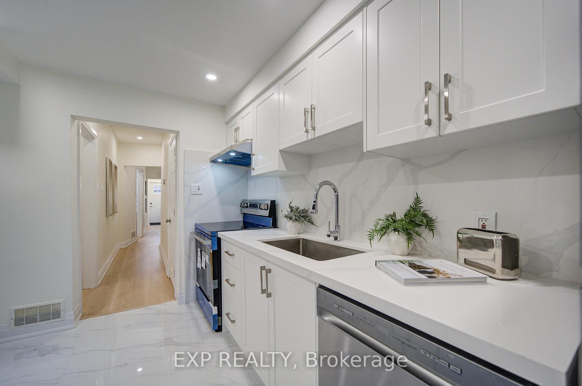Photo 11 of 2017 Dufferin Street, Toronto, Oakwood Village — HOMEH