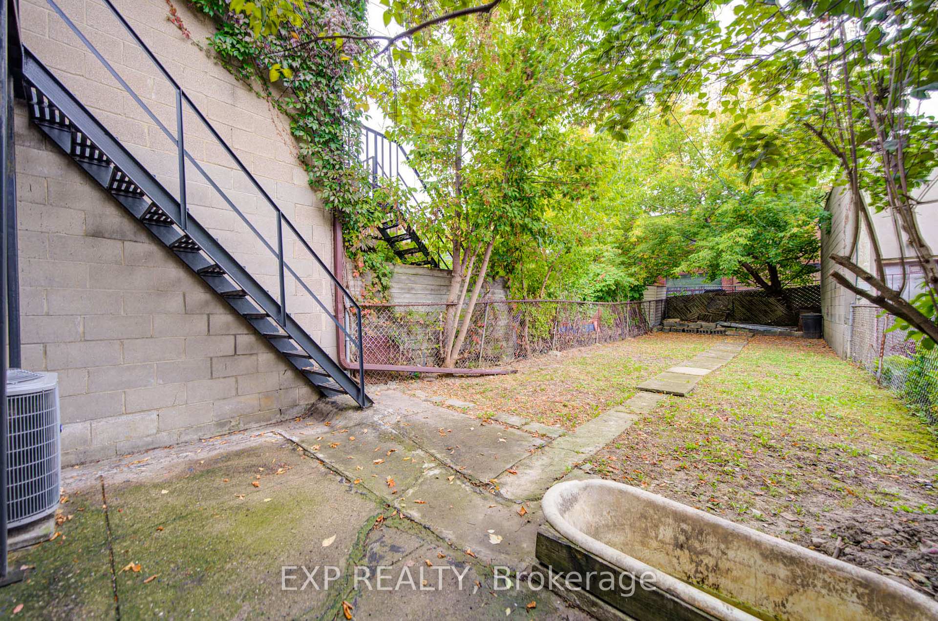 Photo 34 of 2017 Dufferin Street, Toronto, Oakwood Village — HOMEH