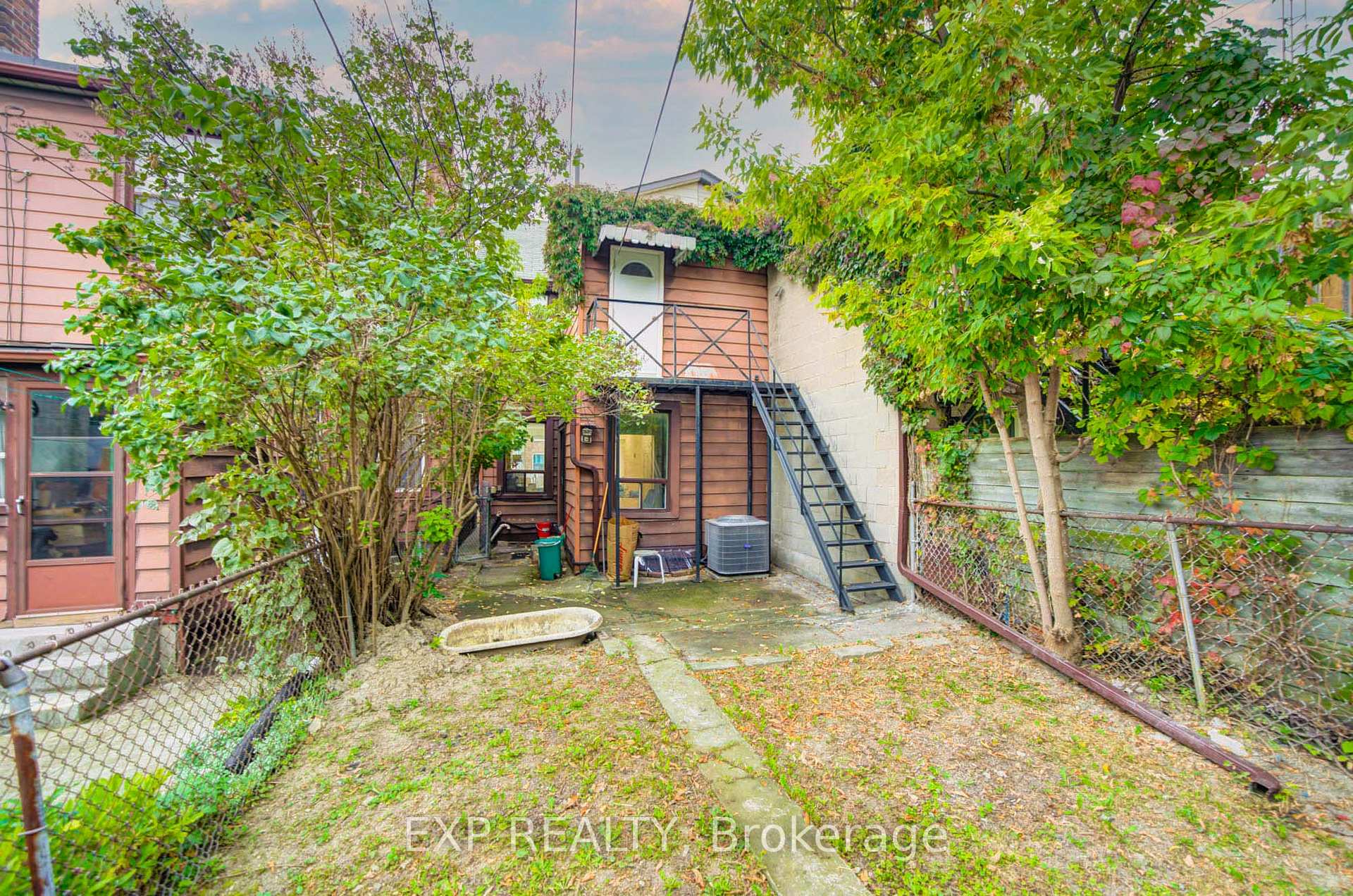 Photo 36 of 2017 Dufferin Street, Toronto, Oakwood Village — HOMEH