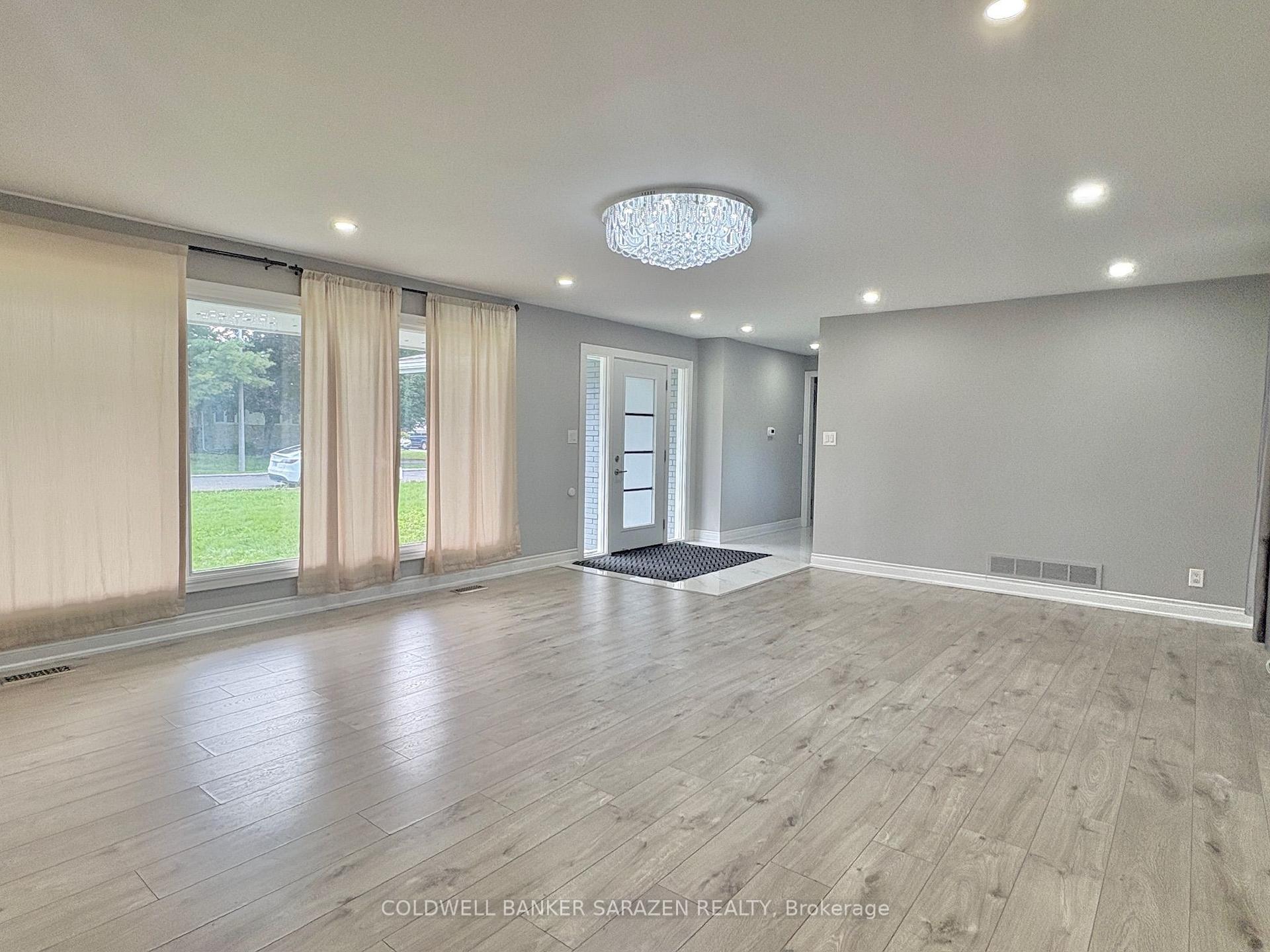 Photo 7 of 1160 Deer Park Road, Ottawa, City View/Skyline/Fisher Heights/Parkwood Hills — HOMEH