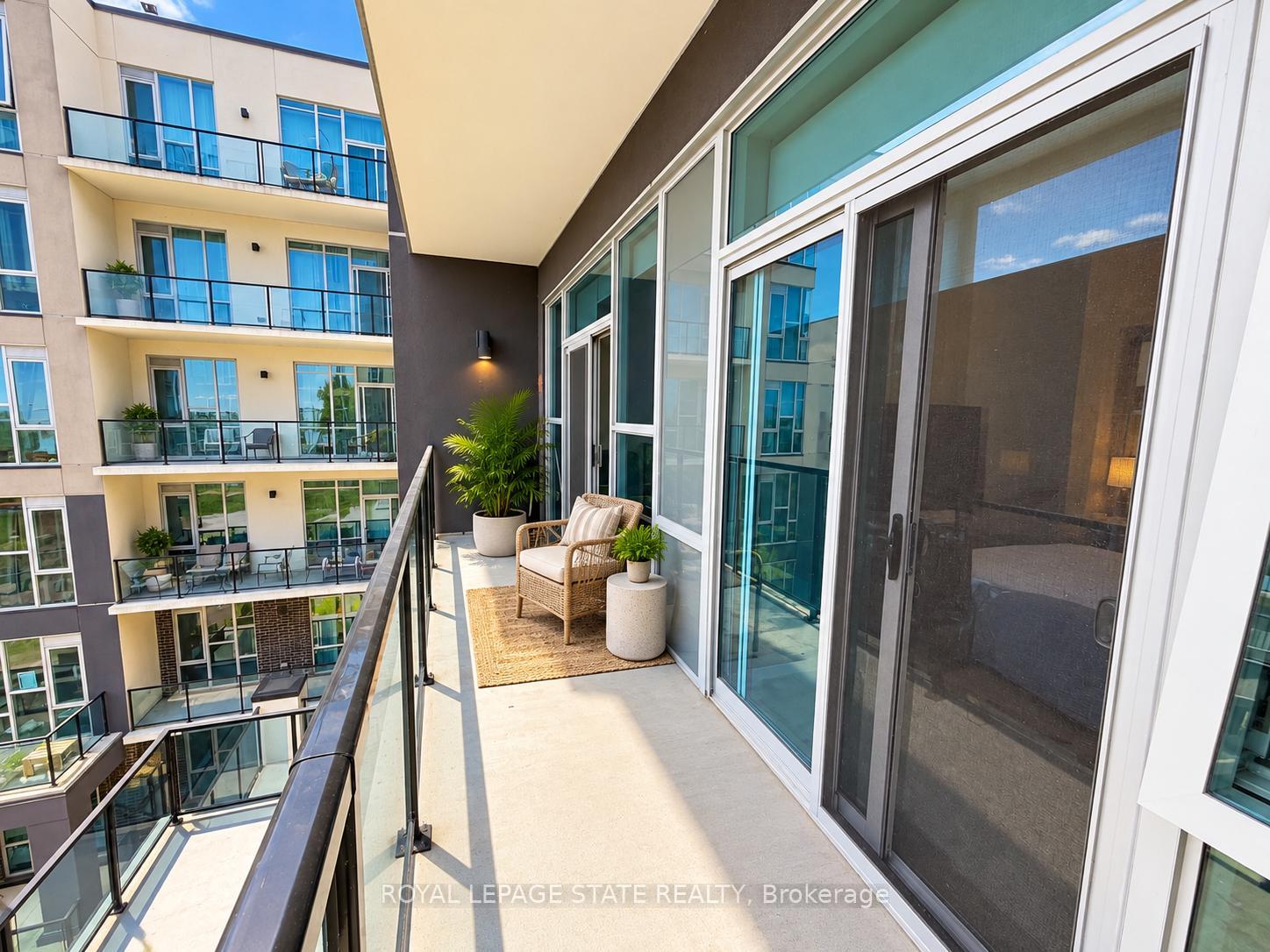 Photo 5 of Unit 427, 16 Concord Place, Grimsby, Grimsby Beach — HOMEH