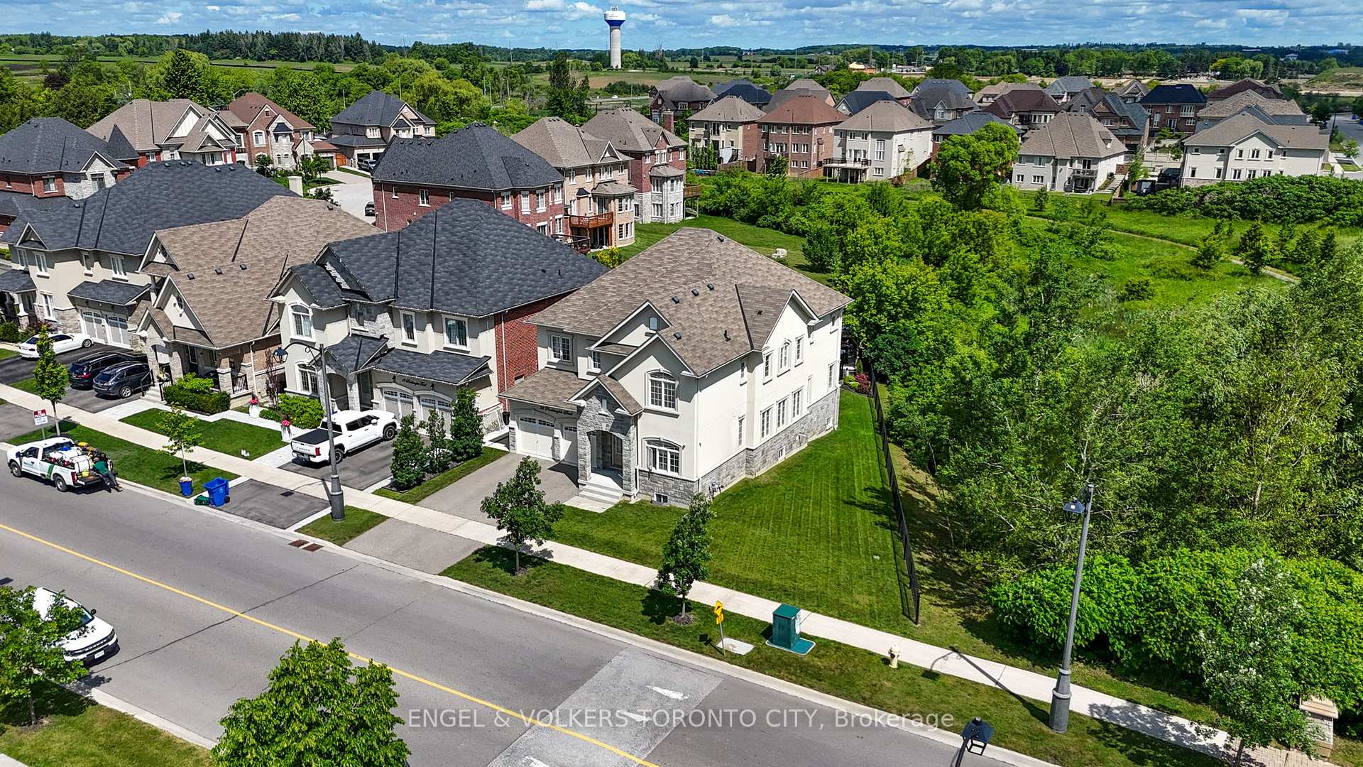 Photo 6 of 20 Parkheights Trail, King, Nobleton — HOMEH