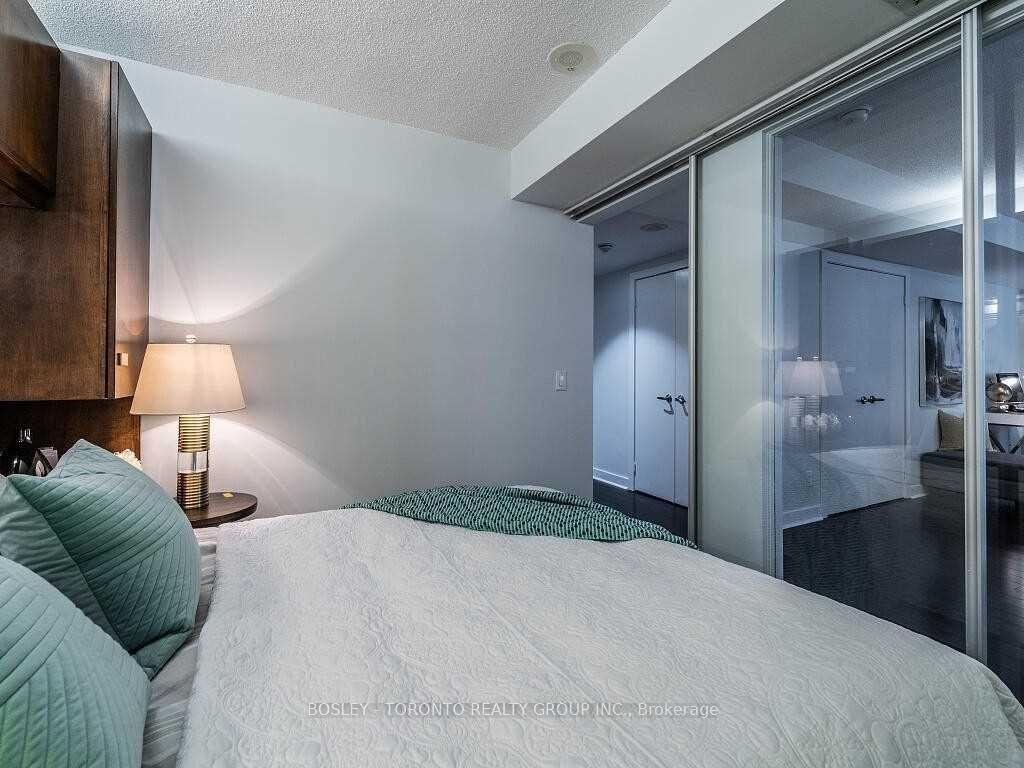Photo 14 of Unit 1002, 80 Western Battery Road, Toronto, Niagara — HOMEH