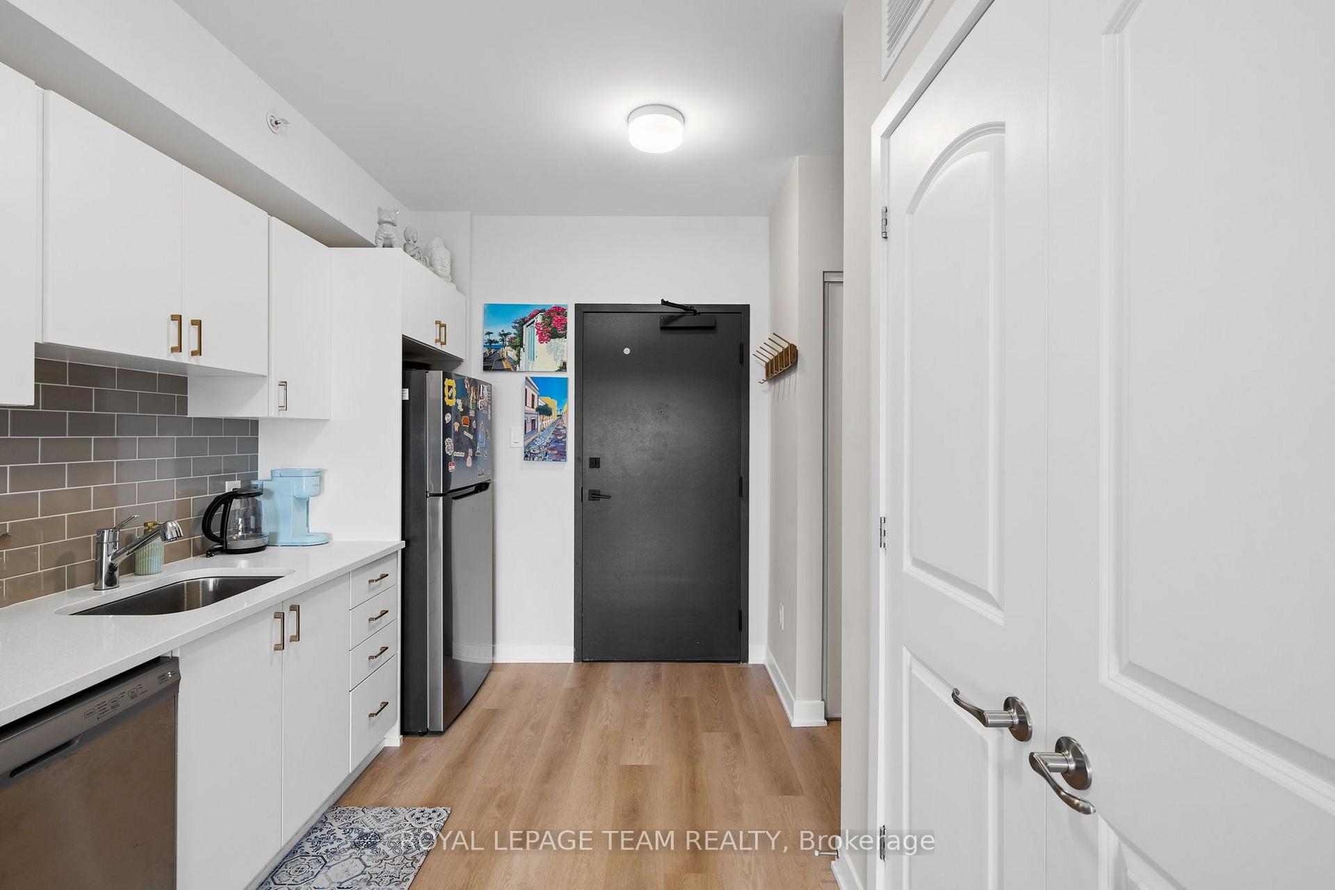 Photo 5 of Unit 311, 3600 Brian Coburn Boulevard, Ottawa, Avalon West — HOMEH