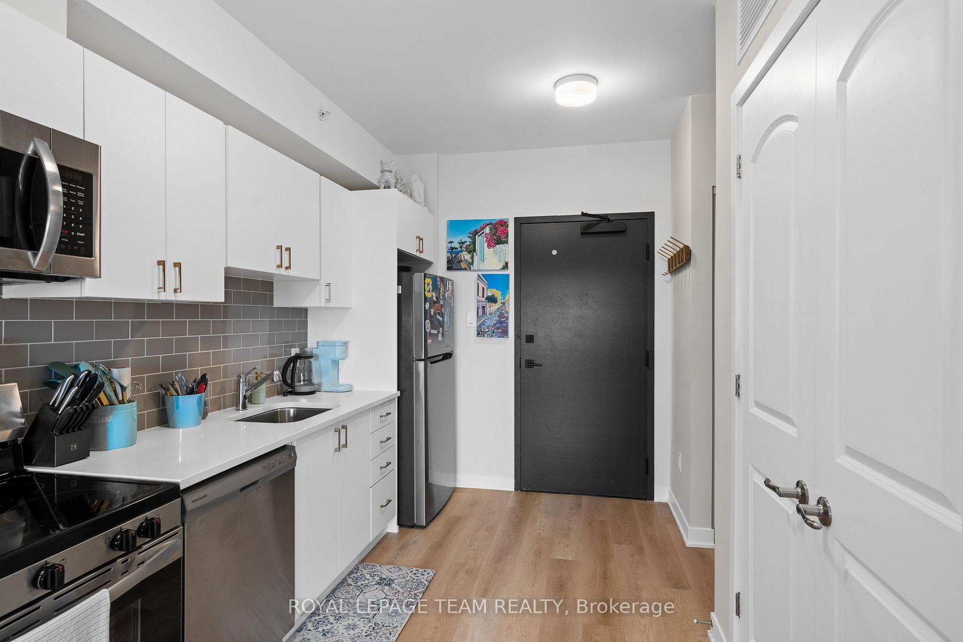 Photo 6 of Unit 311, 3600 Brian Coburn Boulevard, Ottawa, Avalon West — HOMEH