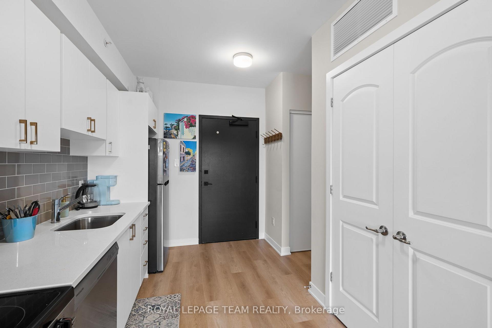 Photo 7 of Unit 311, 3600 Brian Coburn Boulevard, Ottawa, Avalon West — HOMEH