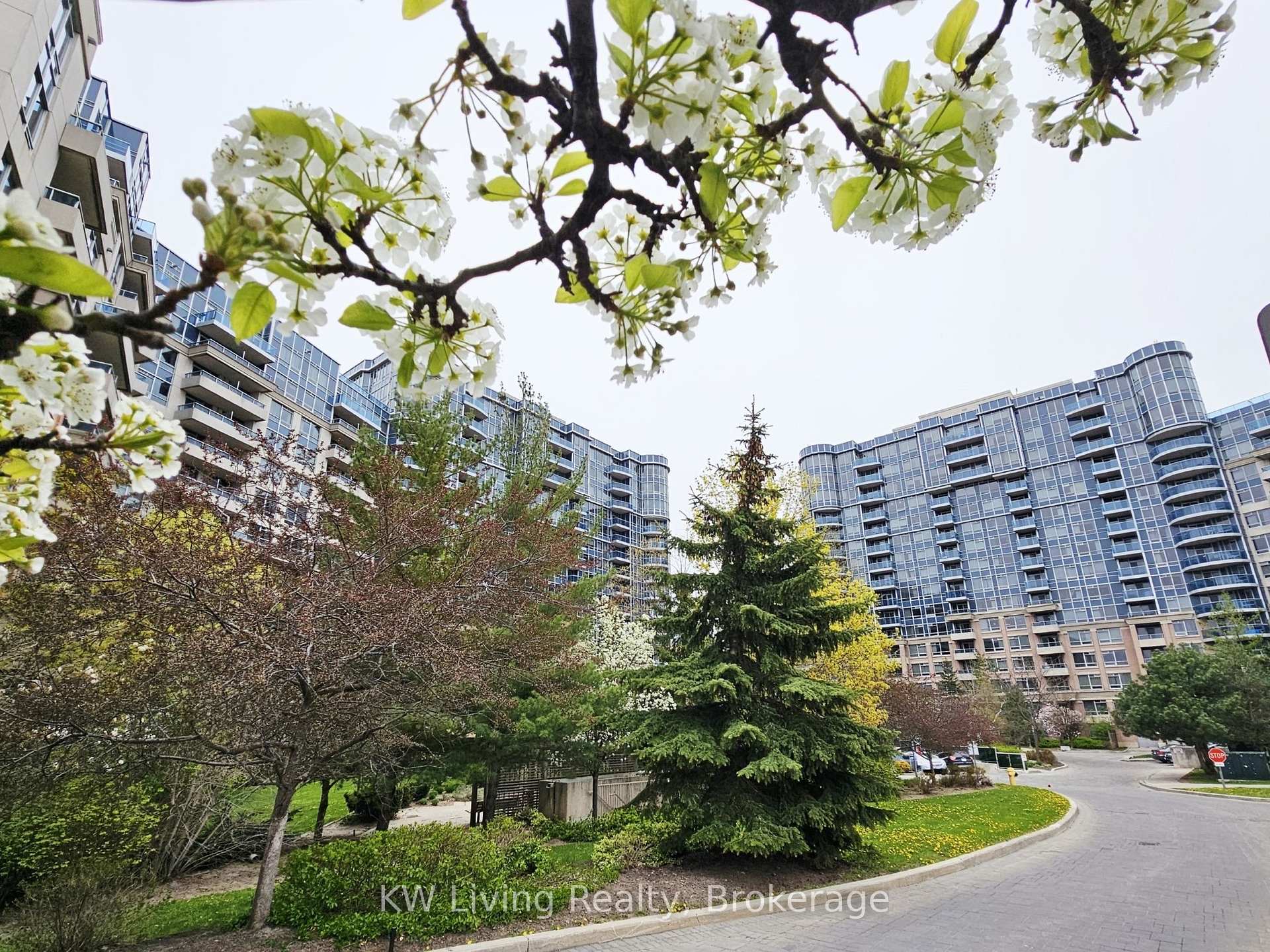 Photo 35 of Unit 1117, 33 Cox Boulevard, Markham, Unionville — HOMEH