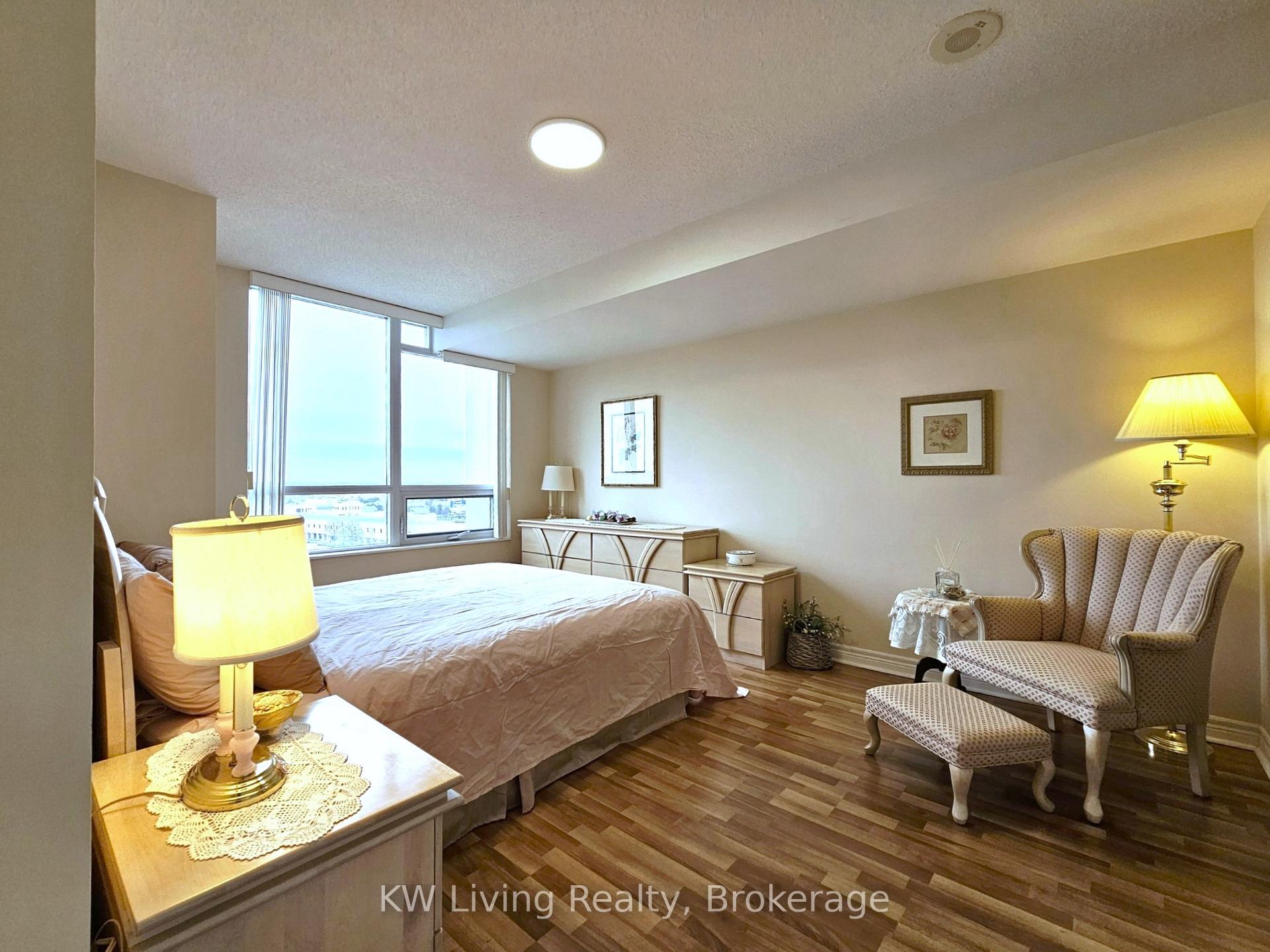 Photo 17 of Unit 1117, 33 Cox Boulevard, Markham, Unionville — HOMEH