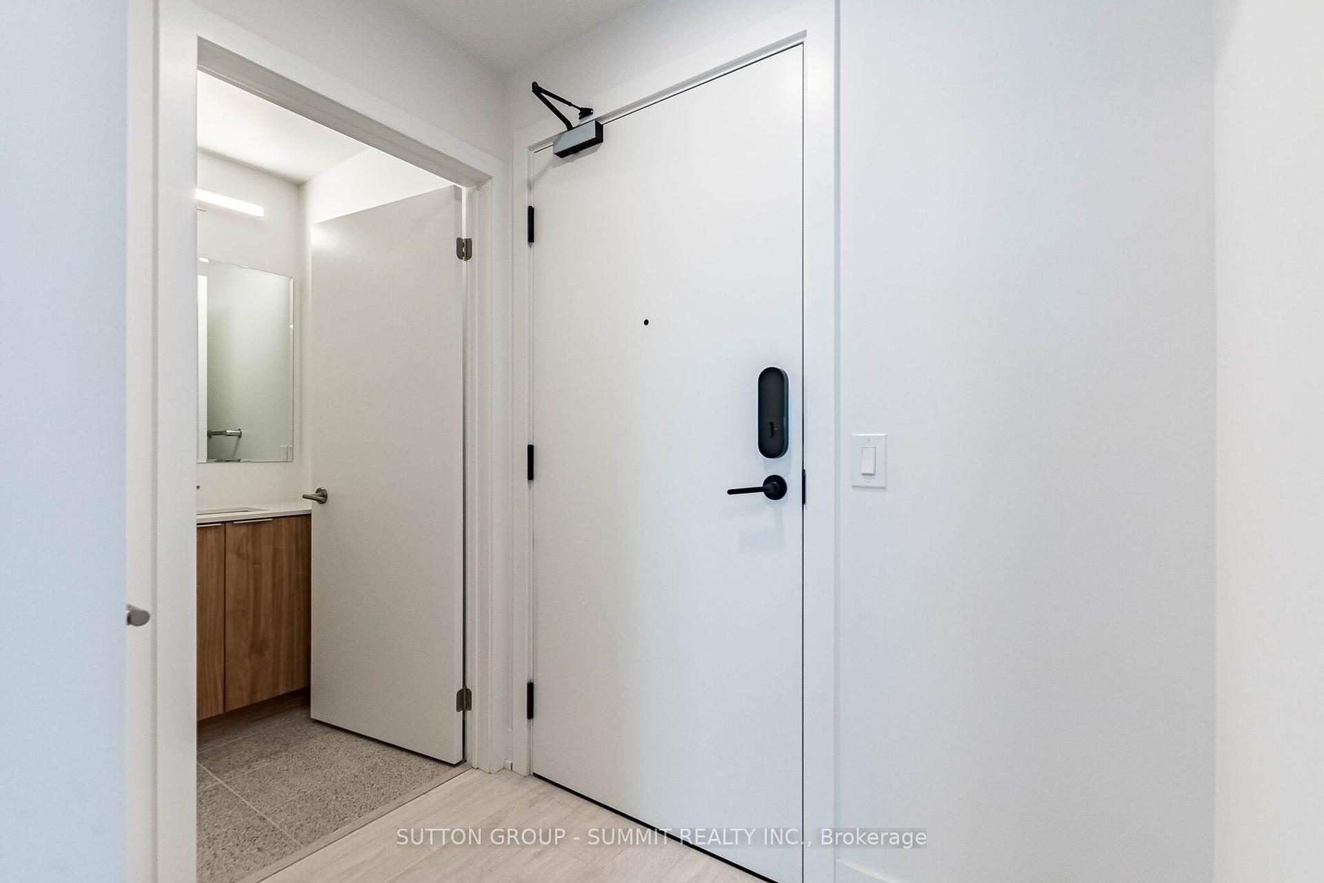 Photo 8 of Unit 421, 3008 William Cutmore Boulevard, Oakville, Joshua Meadows — HOMEH