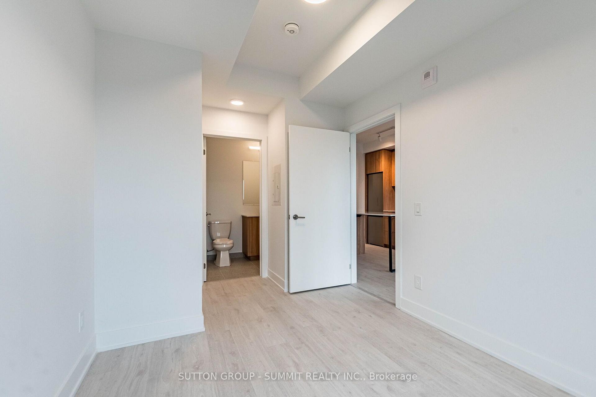 Photo 25 of Unit 421, 3008 William Cutmore Boulevard, Oakville, Joshua Meadows — HOMEH