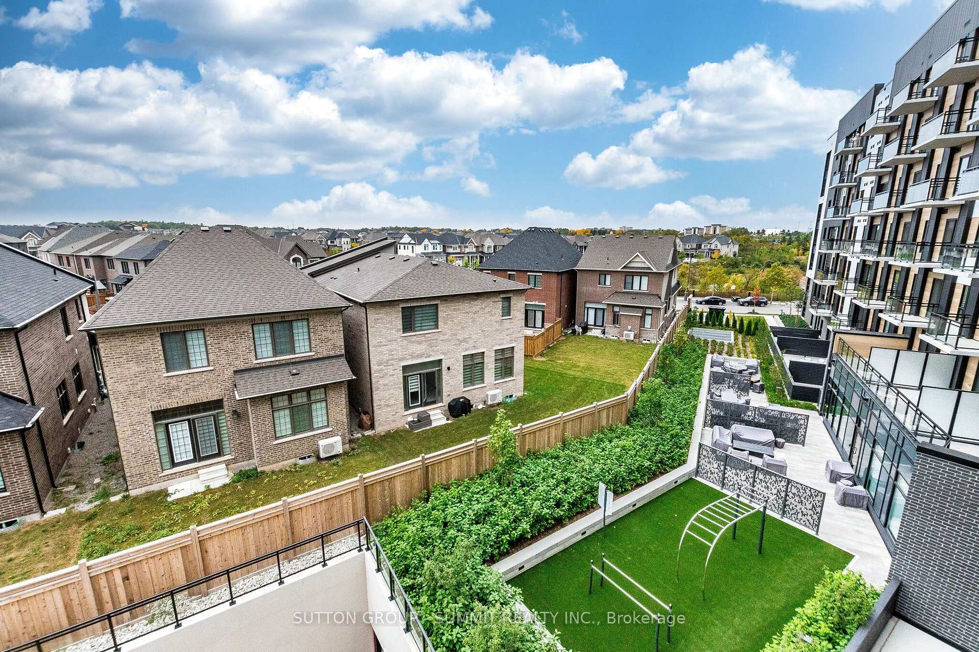 Photo 35 of Unit 421, 3008 William Cutmore Boulevard, Oakville, Joshua Meadows — HOMEH