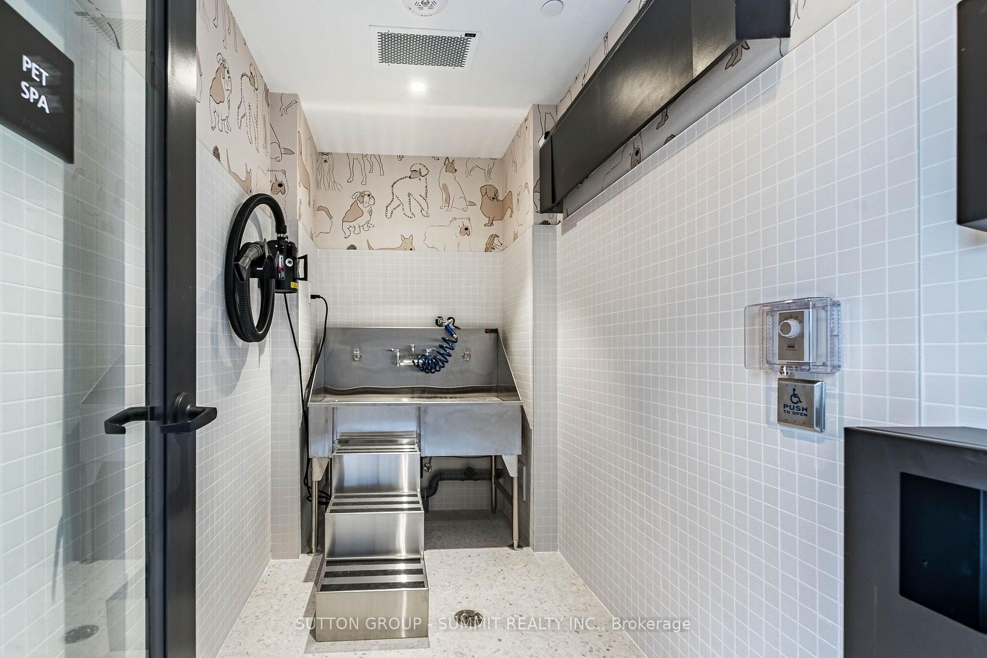 Photo 46 of Unit 421, 3008 William Cutmore Boulevard, Oakville, Joshua Meadows — HOMEH